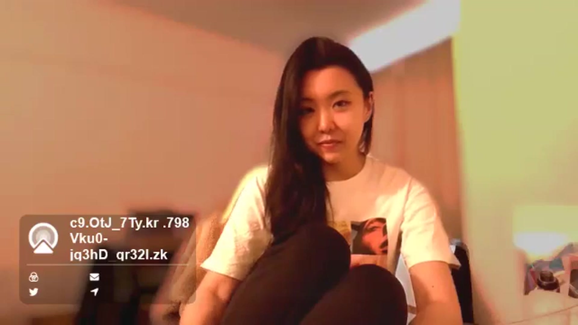 Gallery image thumbnail from L_XjY_2_nU_3F's myfreecams stream on, 05/19/2024, 02:44 image 2 of 20
