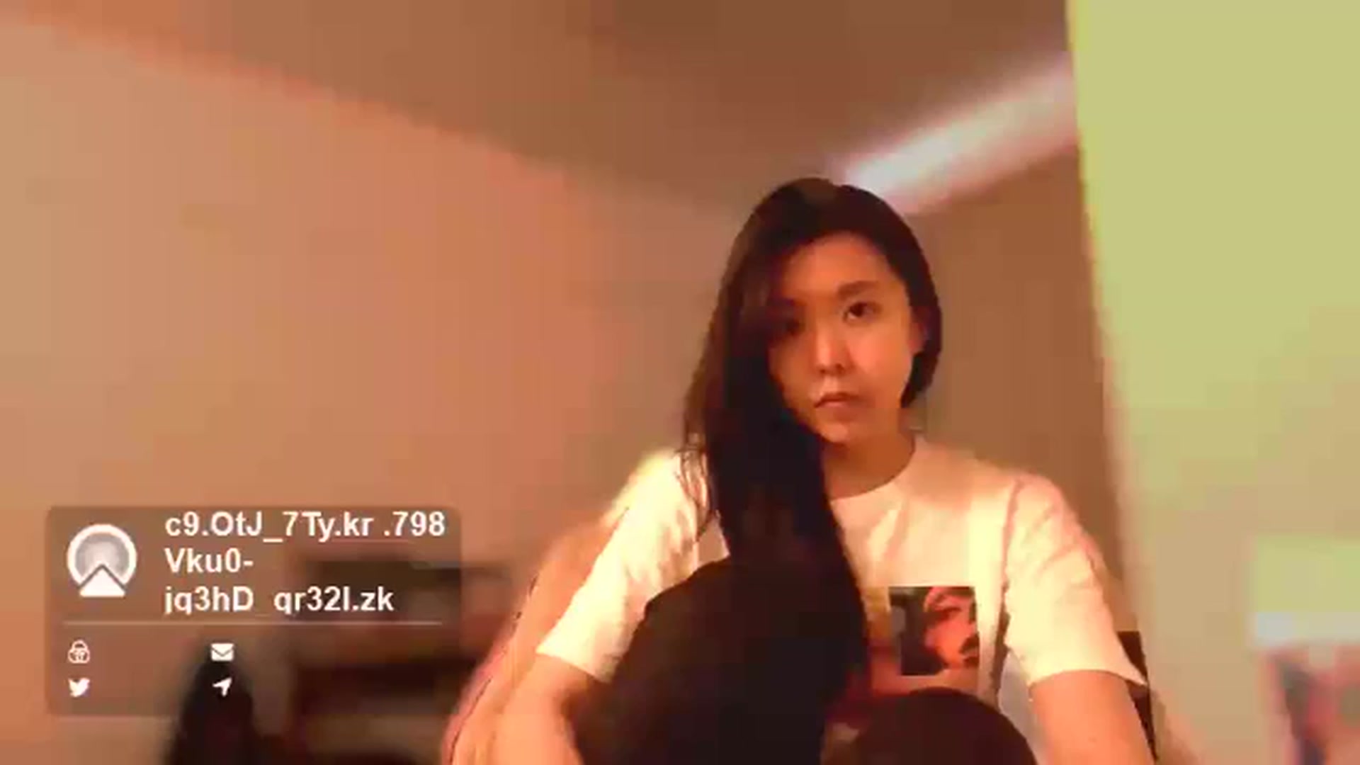Gallery image thumbnail from L_XjY_2_nU_3F's myfreecams stream on, 05/19/2024, 07:37 image 4 of 20