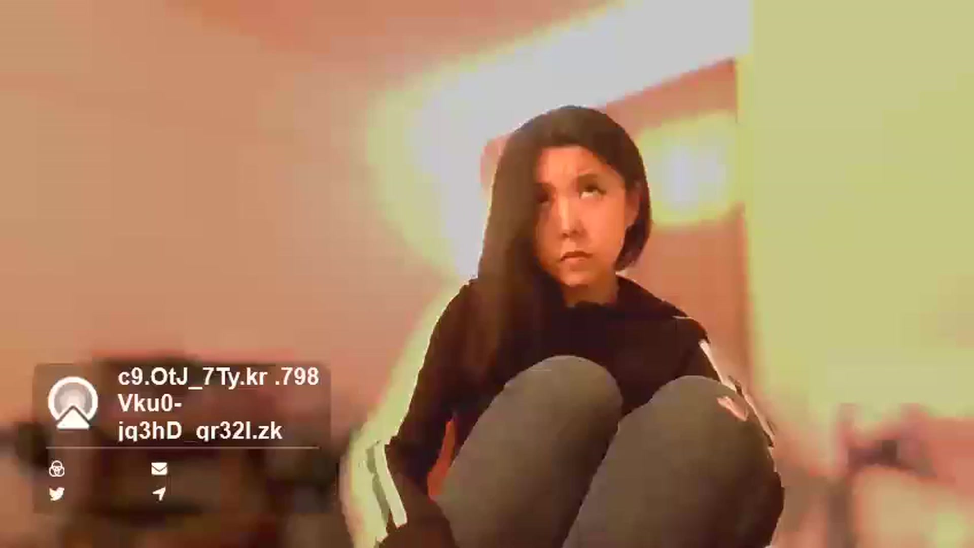 Gallery image thumbnail from L_XjY_2_nU_3F's myfreecams stream on, 05/21/2024, 07:57 image 11 of 20