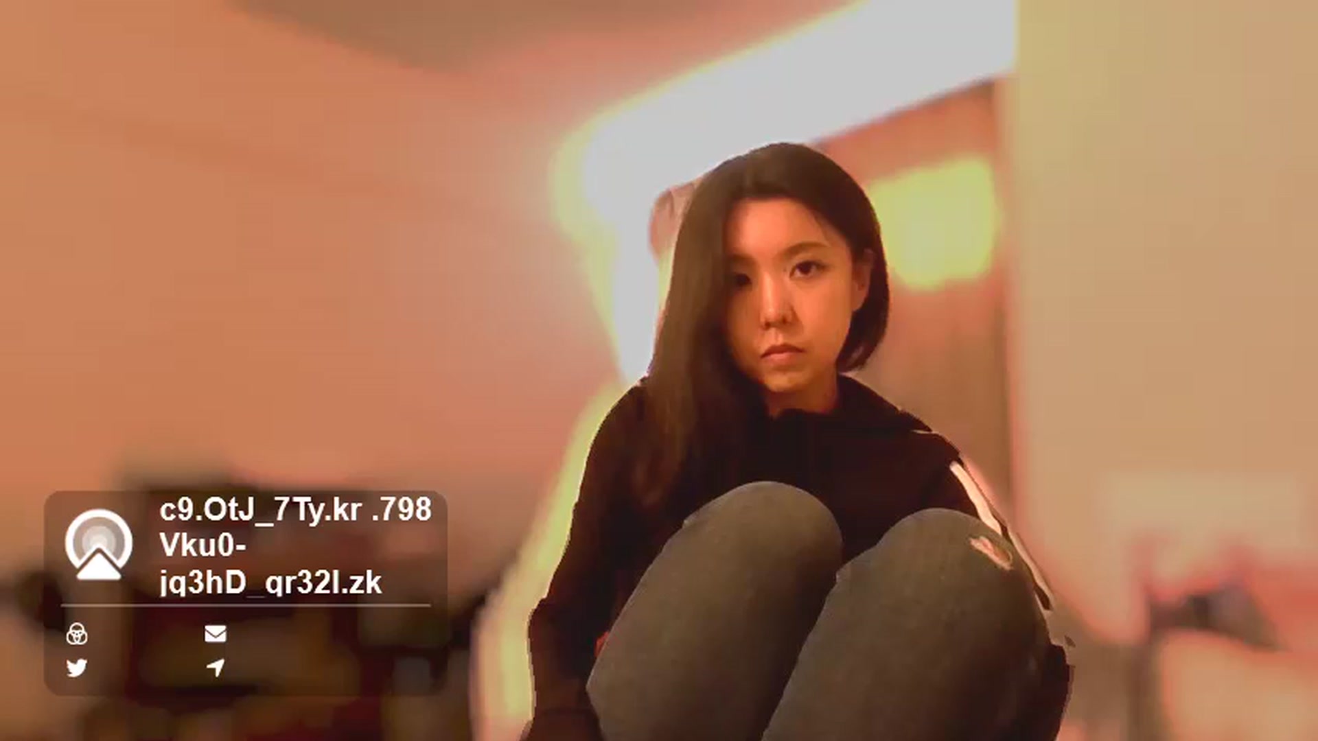 Gallery image thumbnail from L_XjY_2_nU_3F's myfreecams stream on, 05/21/2024, 07:57 image 13 of 20