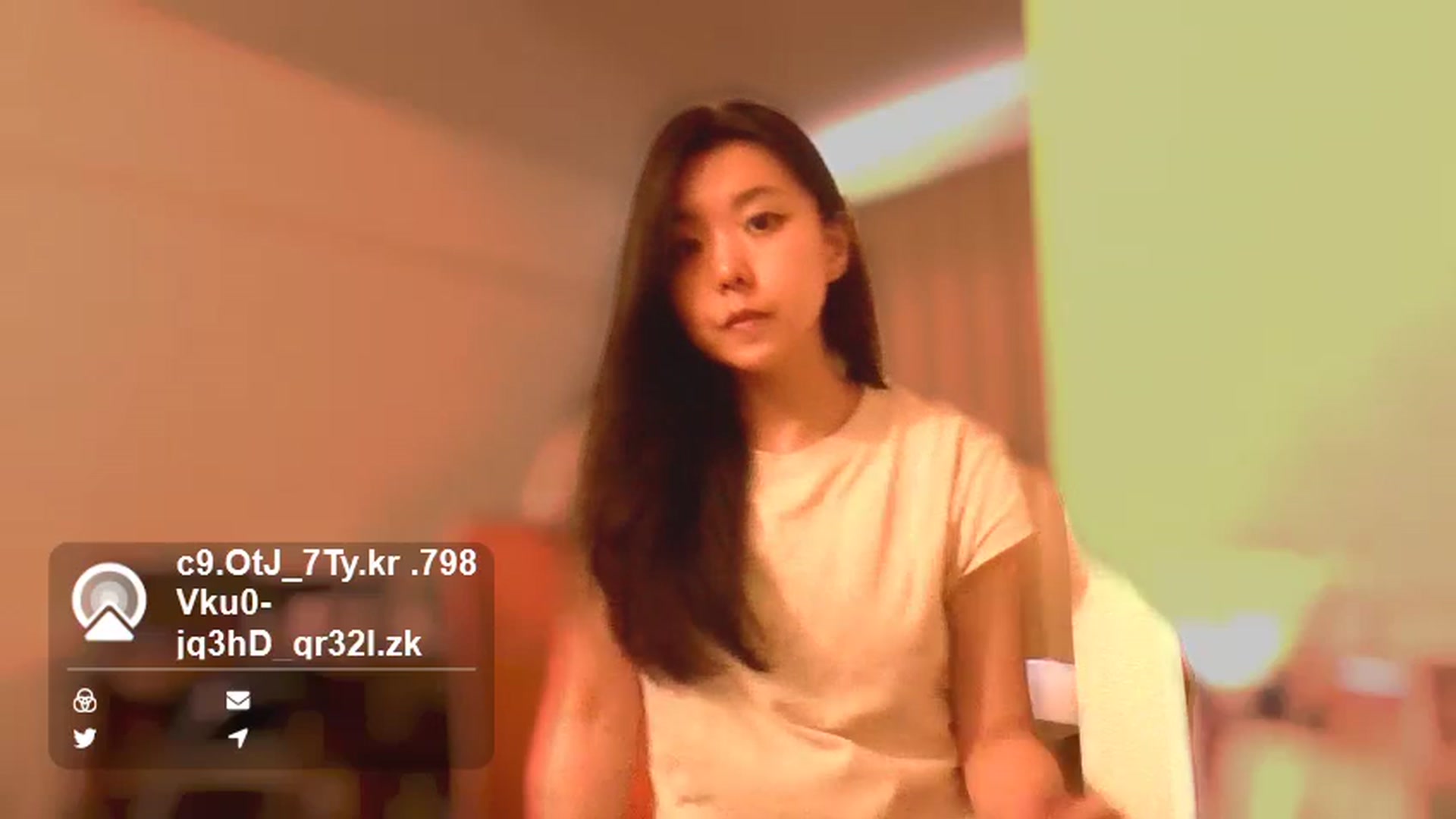 Gallery image thumbnail from L_XjY_2_nU_3F's myfreecams stream on, 05/23/2024, 08:09 image 8 of 20