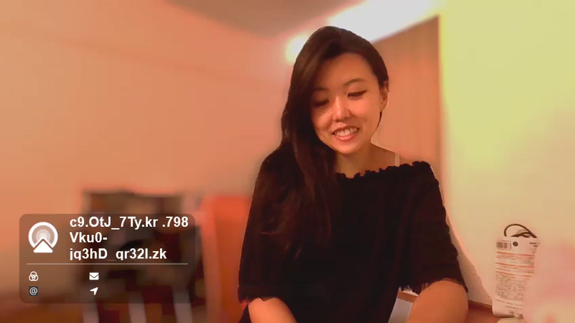 Gallery image thumbnail from L_XjY_2_nU_3F's myfreecams stream on, 09/30/2024, 01:00 image 4 of 20