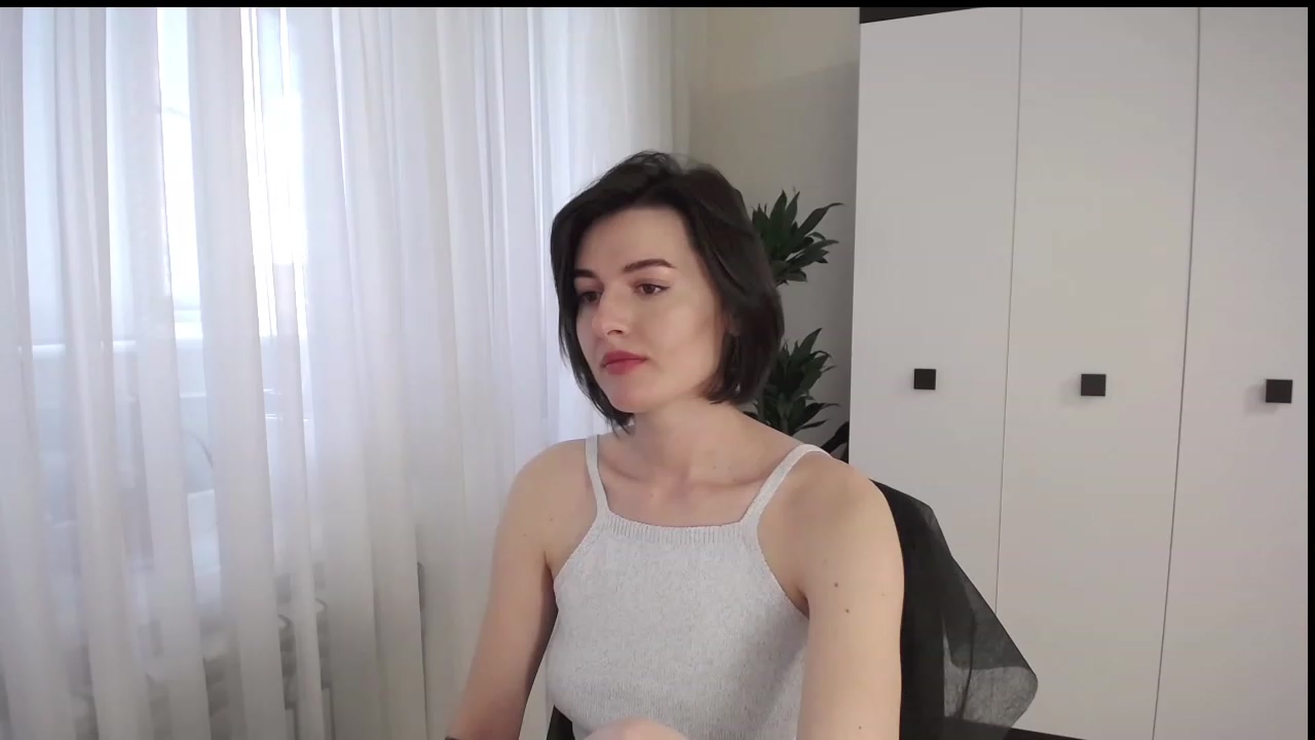 Gallery image thumbnail from L_lame's myfreecams stream on, 05/22/2023, 08:28 image 2 of 20