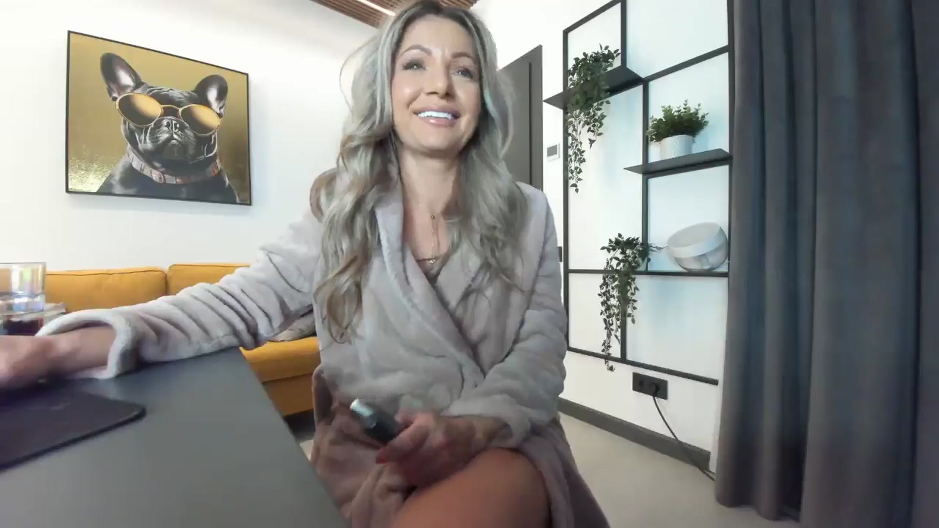 Gallery image thumbnail from L_y_d's myfreecams stream on, 11/18/2024, 23:00 image 16 of 20