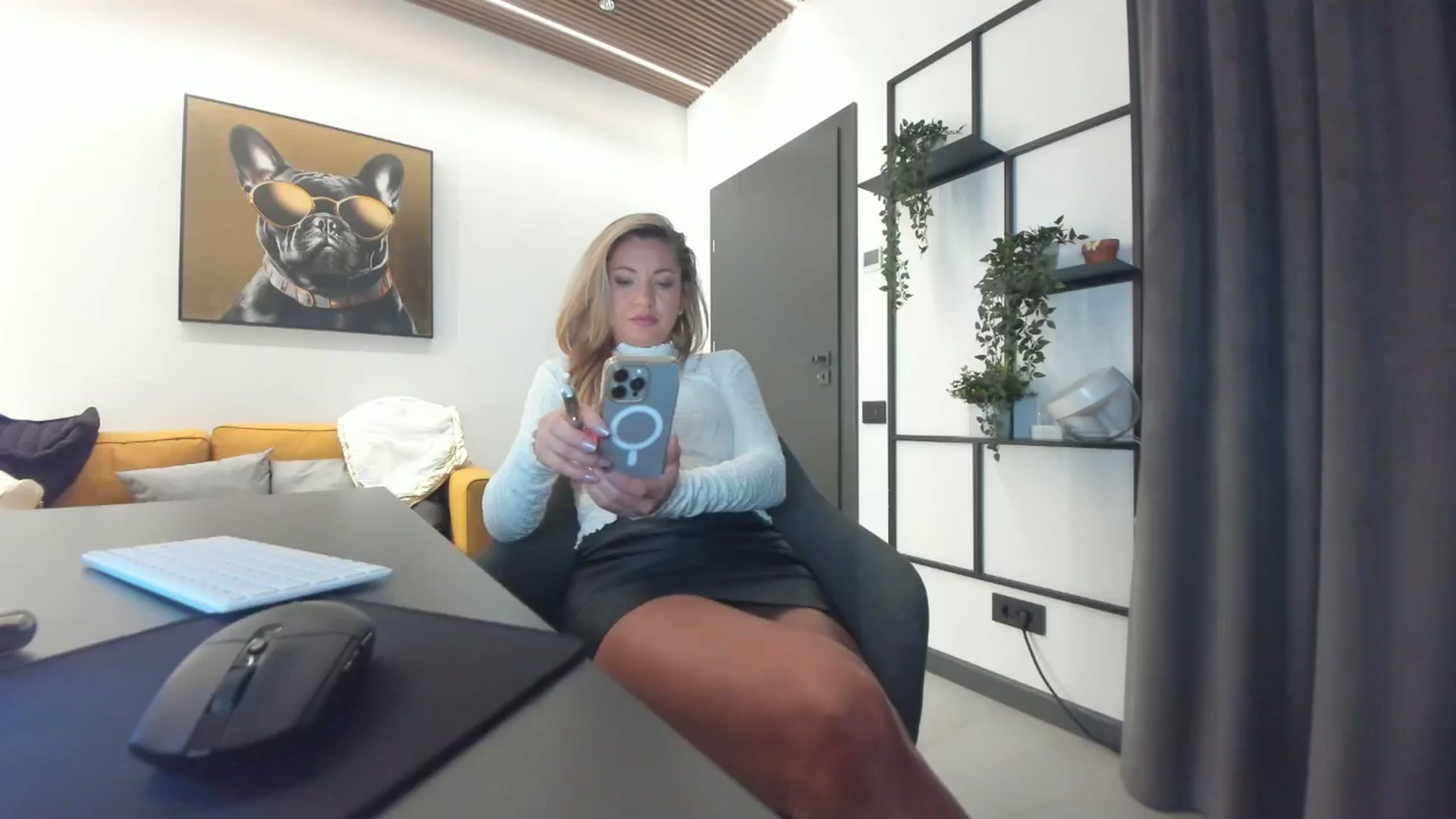 Gallery image thumbnail from L_y_d's myfreecams stream on, 02/13/2026, 18:21 image 17 of 20