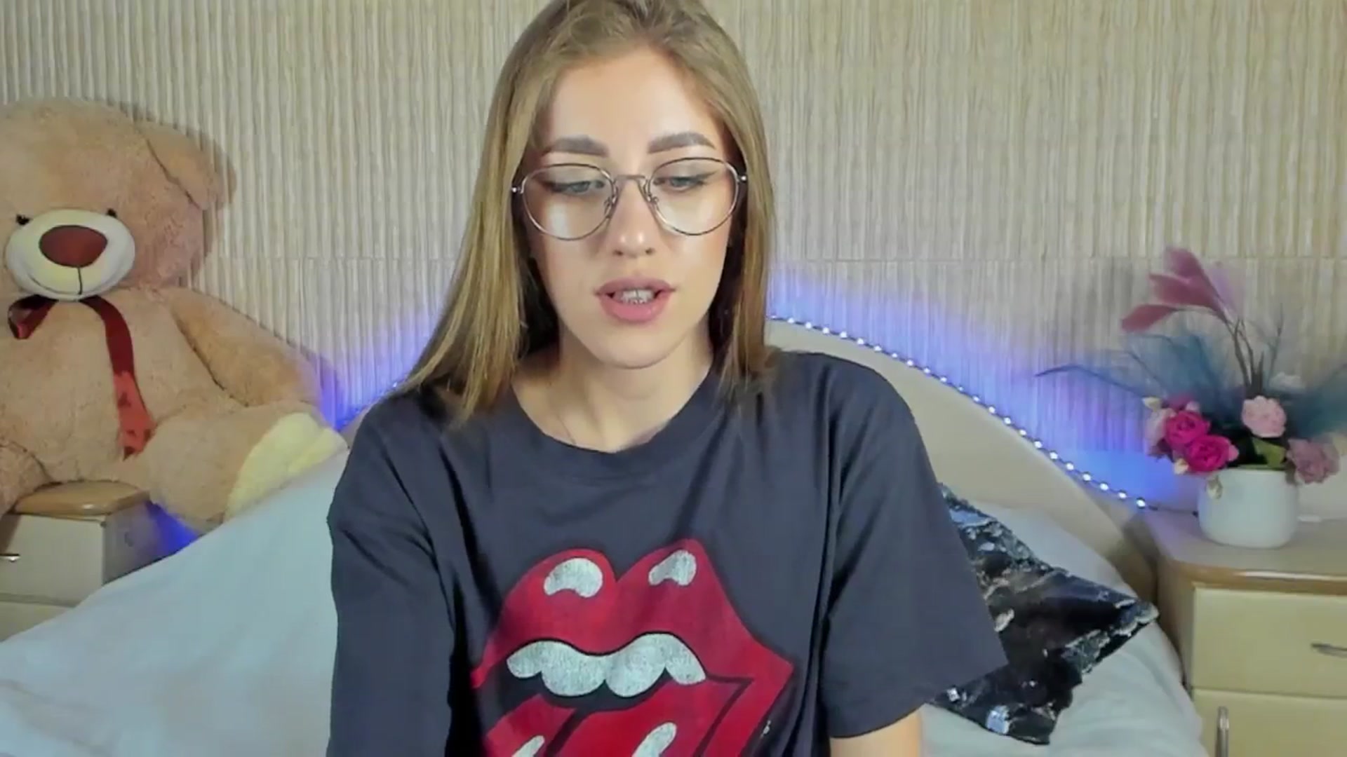 Gallery image thumbnail from LaAngel's myfreecams stream on, 04/25/2024, 14:08 image 5 of 20