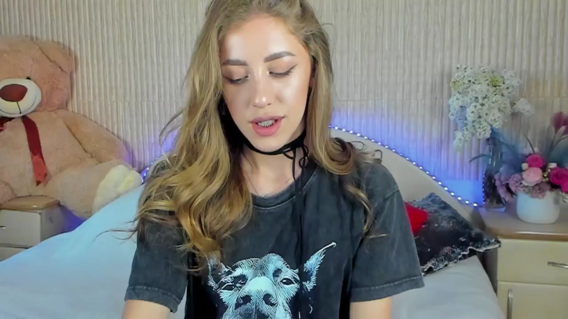 Gallery image thumbnail from LaAngel's myfreecams stream on, 05/02/2024, 13:14 image 13 of 20