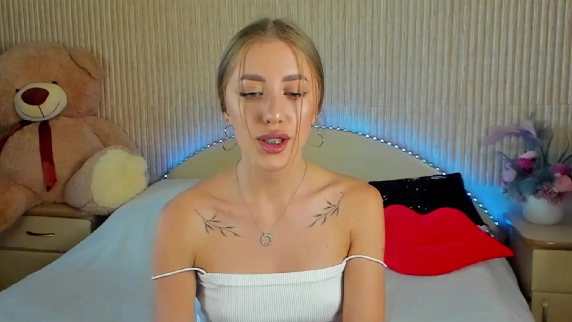 Gallery image thumbnail from LaAngel's myfreecams stream on, 06/02/2024, 11:29 image 19 of 20