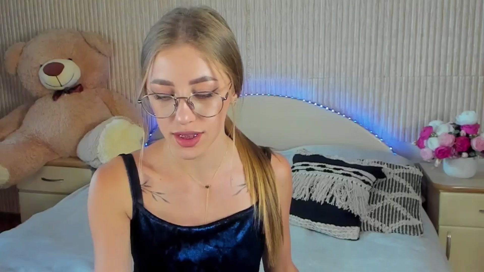 Gallery image thumbnail from LaAngel's myfreecams stream on, 07/01/2024, 13:58 image 3 of 20
