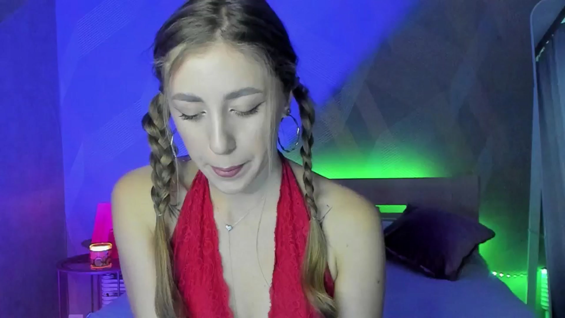 Gallery image thumbnail from LaAngel's myfreecams stream on, 04/16/2025, 14:35 image 11 of 20