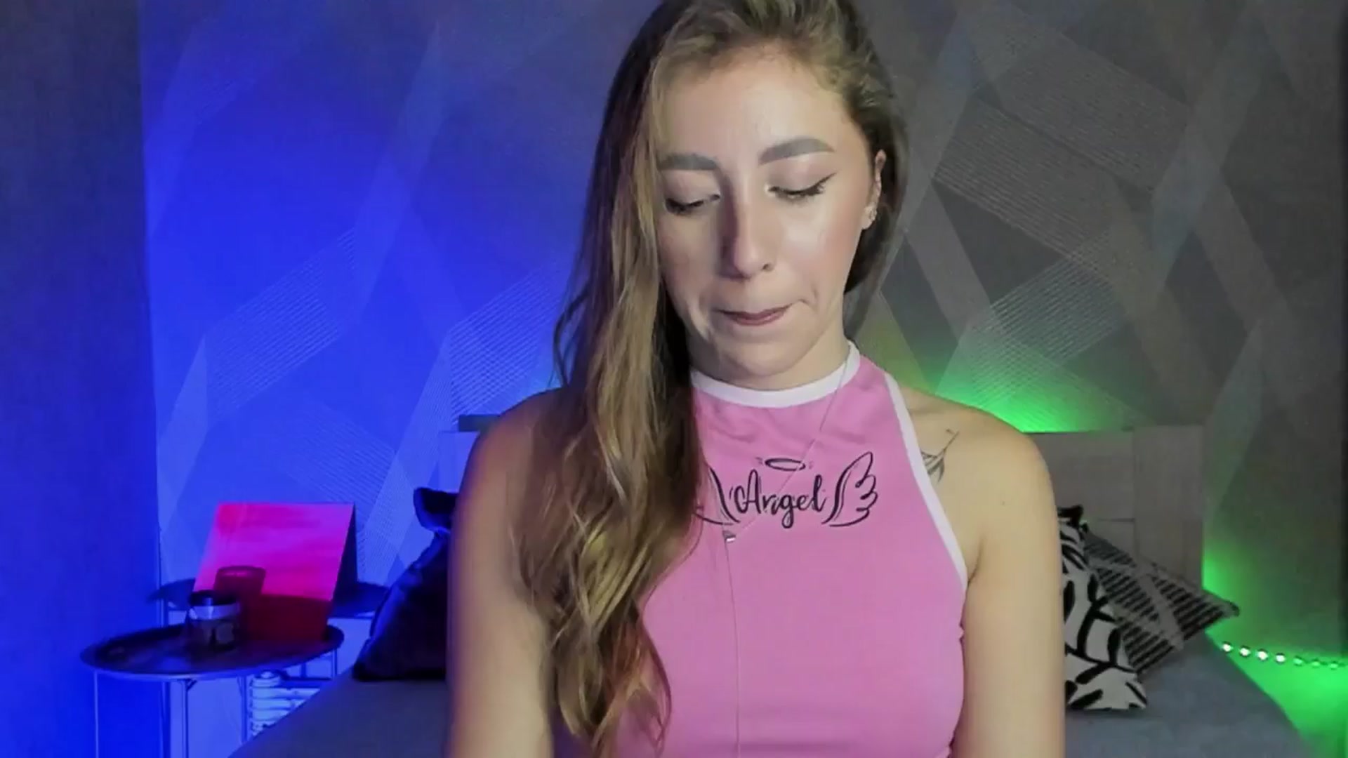 Gallery image thumbnail from LaAngel's myfreecams stream on, 05/04/2025, 13:42 image 13 of 20