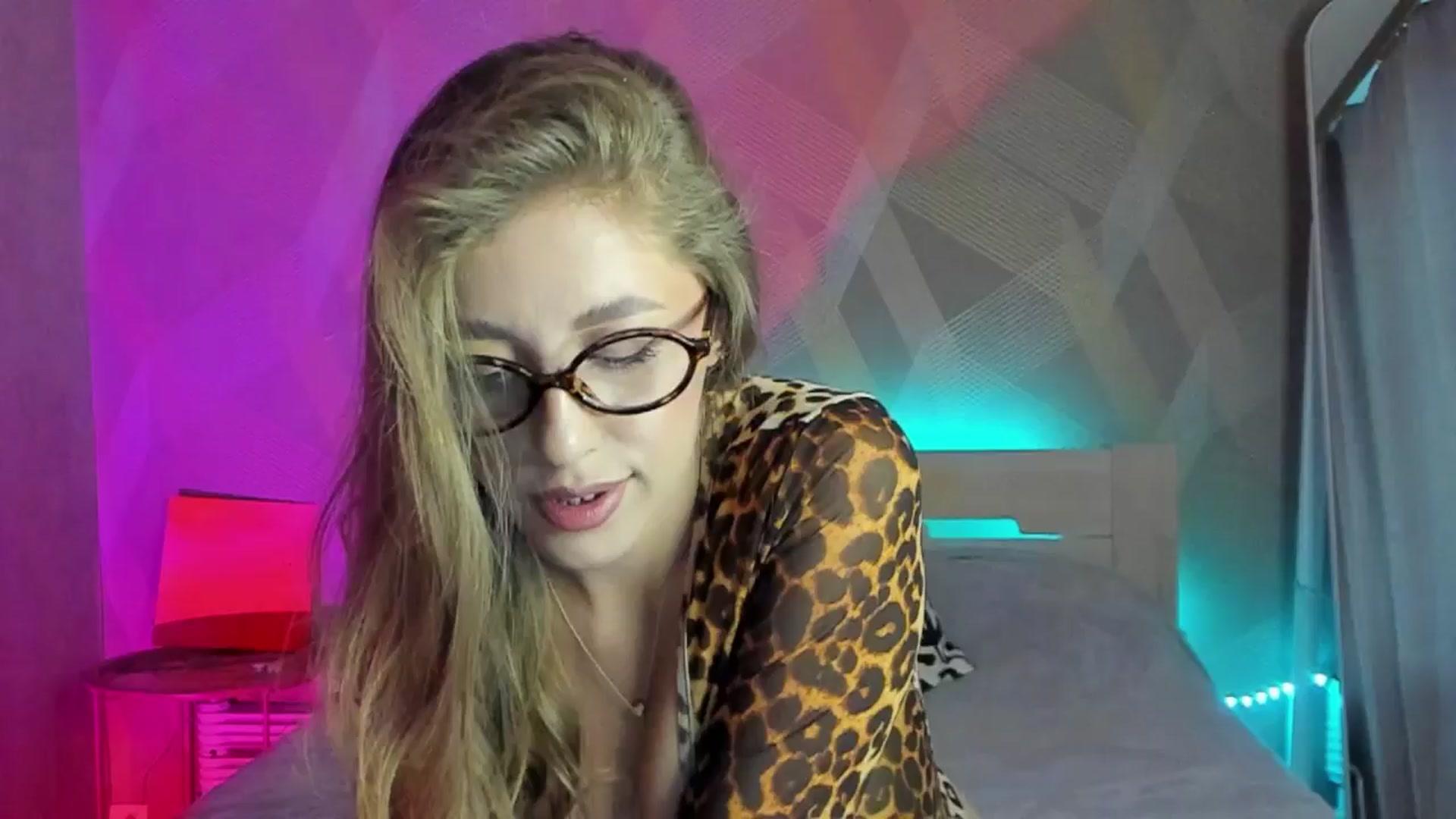 Gallery image thumbnail from LaAngel's myfreecams stream on, 06/12/2025, 16:32 image 4 of 20