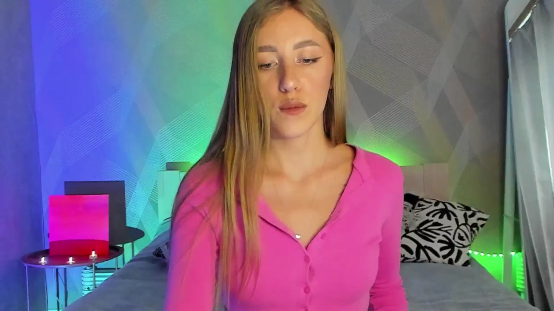 Gallery image thumbnail from LaAngel's myfreecams stream on, 07/13/2025, 12:25 image 8 of 20