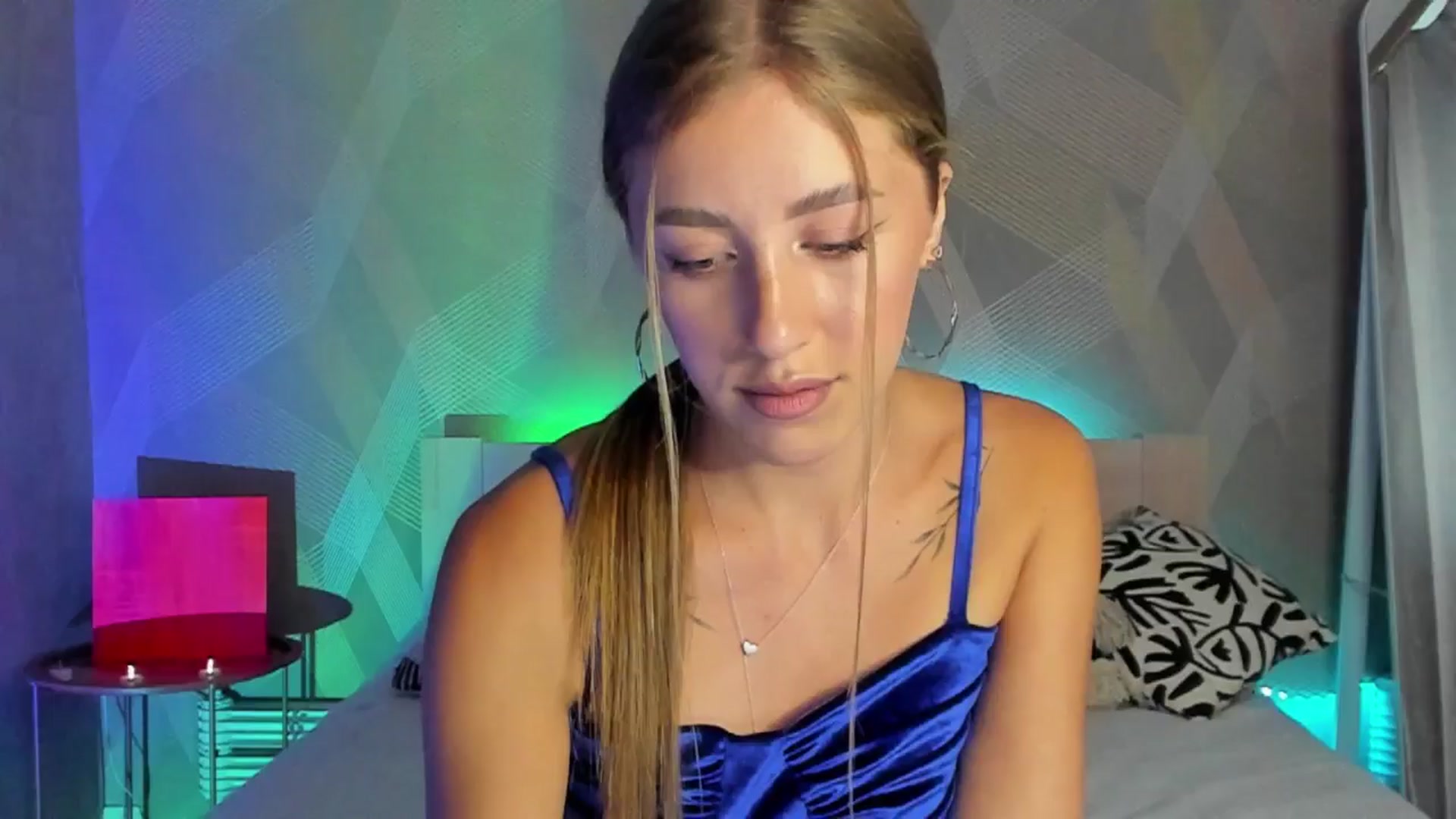 Gallery image thumbnail from LaAngel's myfreecams stream on, 07/17/2025, 13:18 image 18 of 20