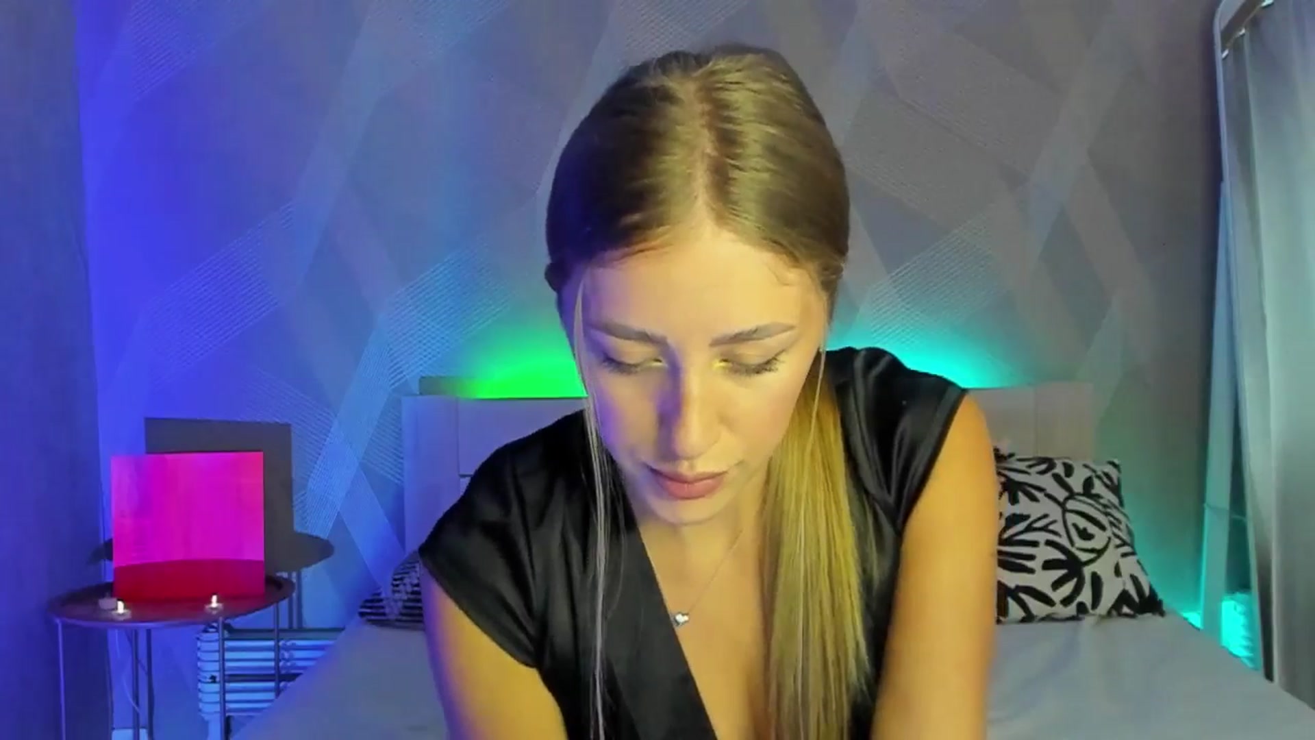 Gallery image thumbnail from LaAngel's myfreecams stream on, 07/20/2025, 12:44 image 18 of 20