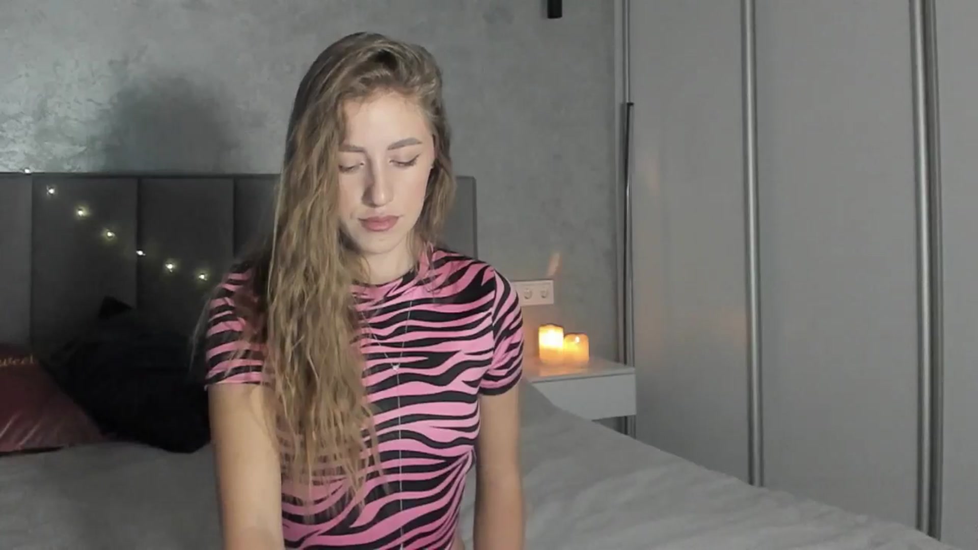 Gallery image thumbnail from LaAngel's myfreecams stream on, 12/07/2025, 15:25 image 12 of 20