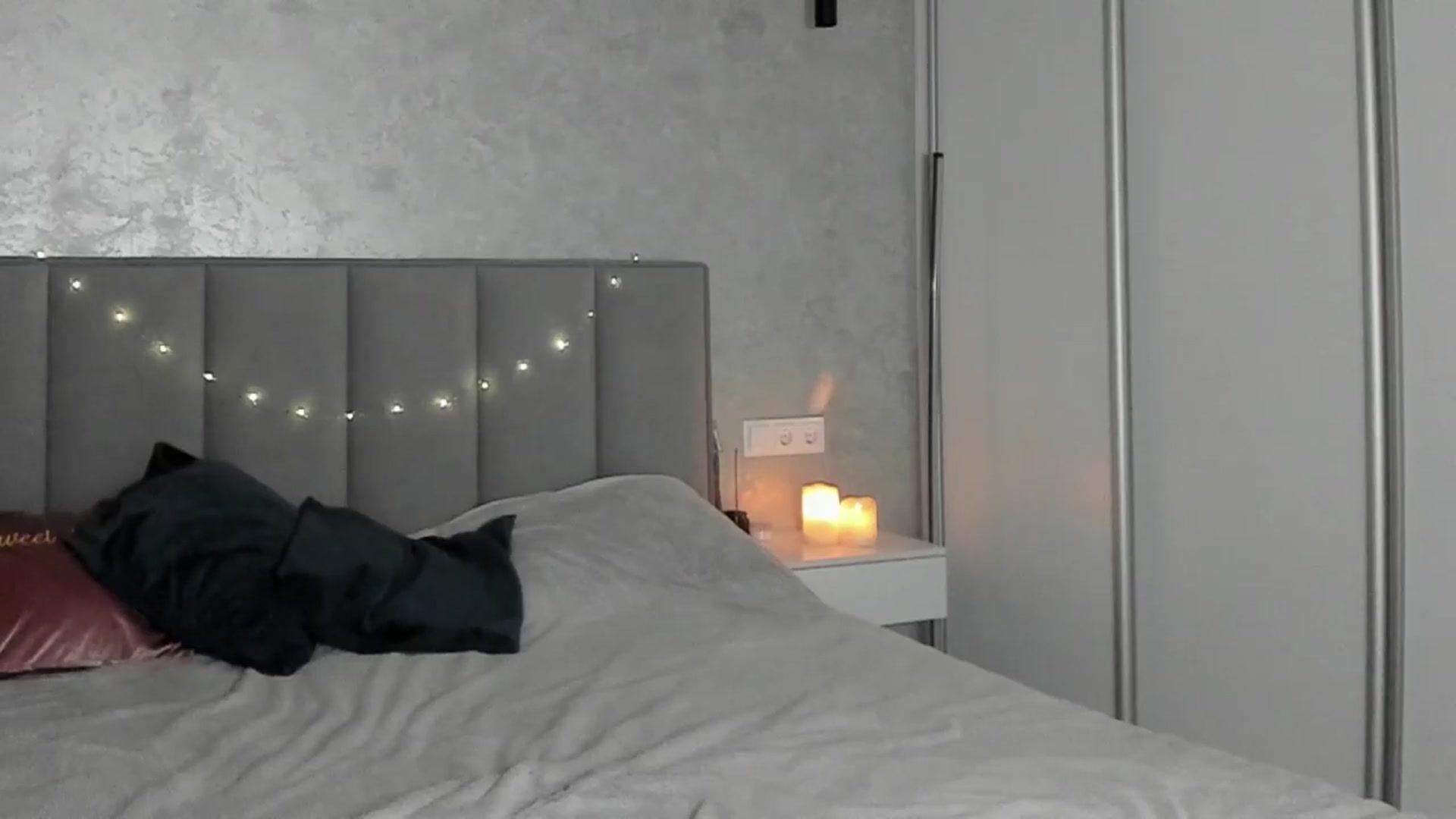 Gallery image thumbnail from LaAngel's myfreecams stream on, 12/07/2025, 15:25 image 17 of 20