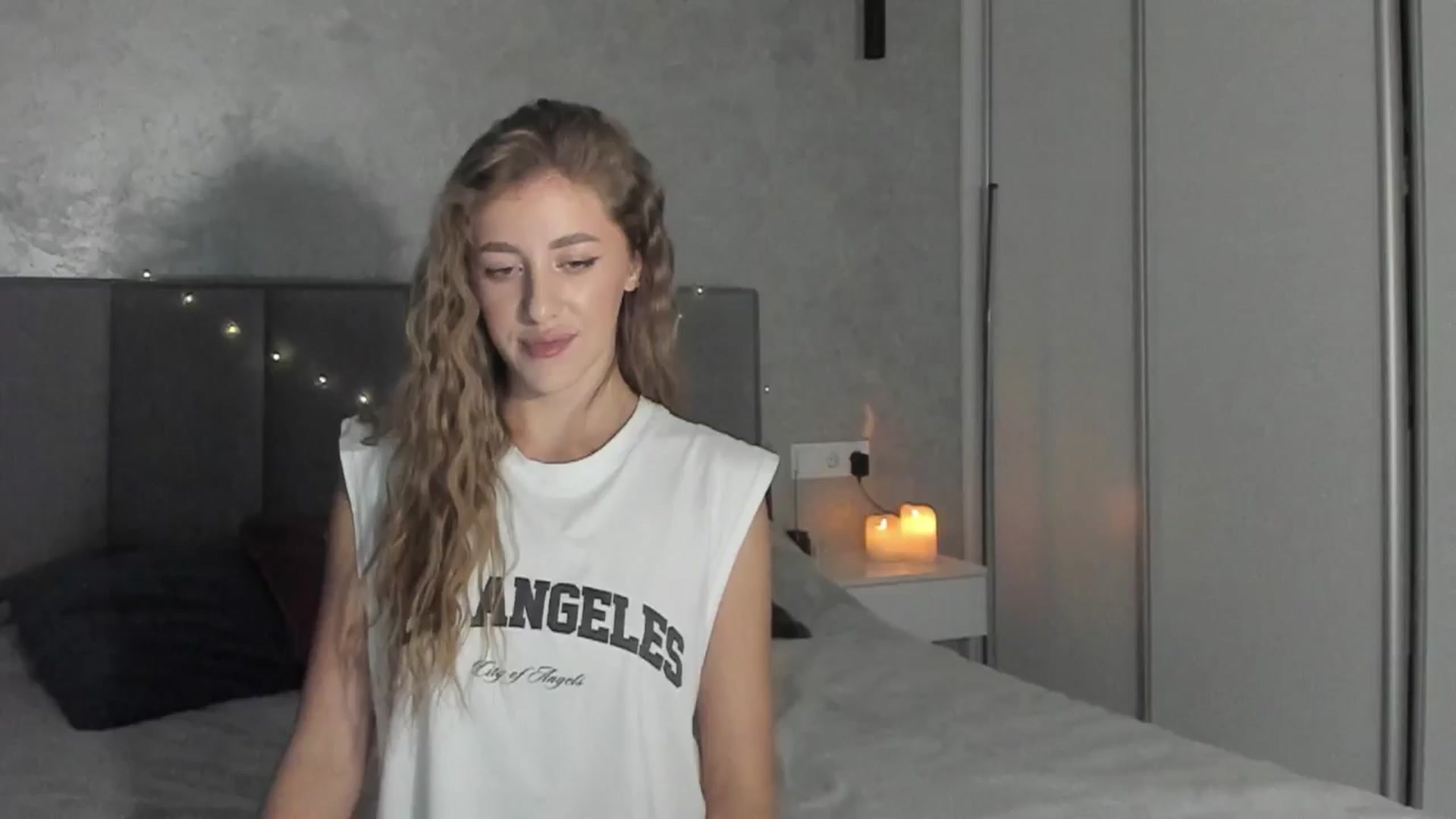 Gallery image thumbnail from LaAngel's myfreecams stream on, 12/08/2025, 17:30 image 14 of 20