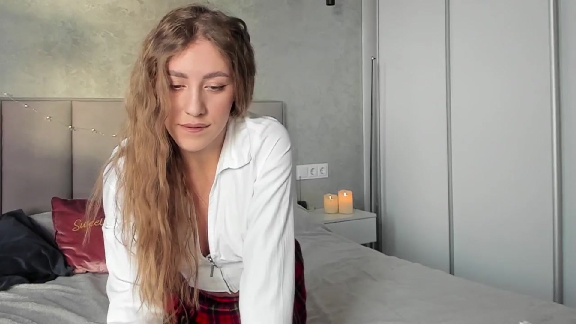 Gallery image thumbnail from LaAngel's myfreecams stream on, 12/10/2025, 13:26 image 10 of 20