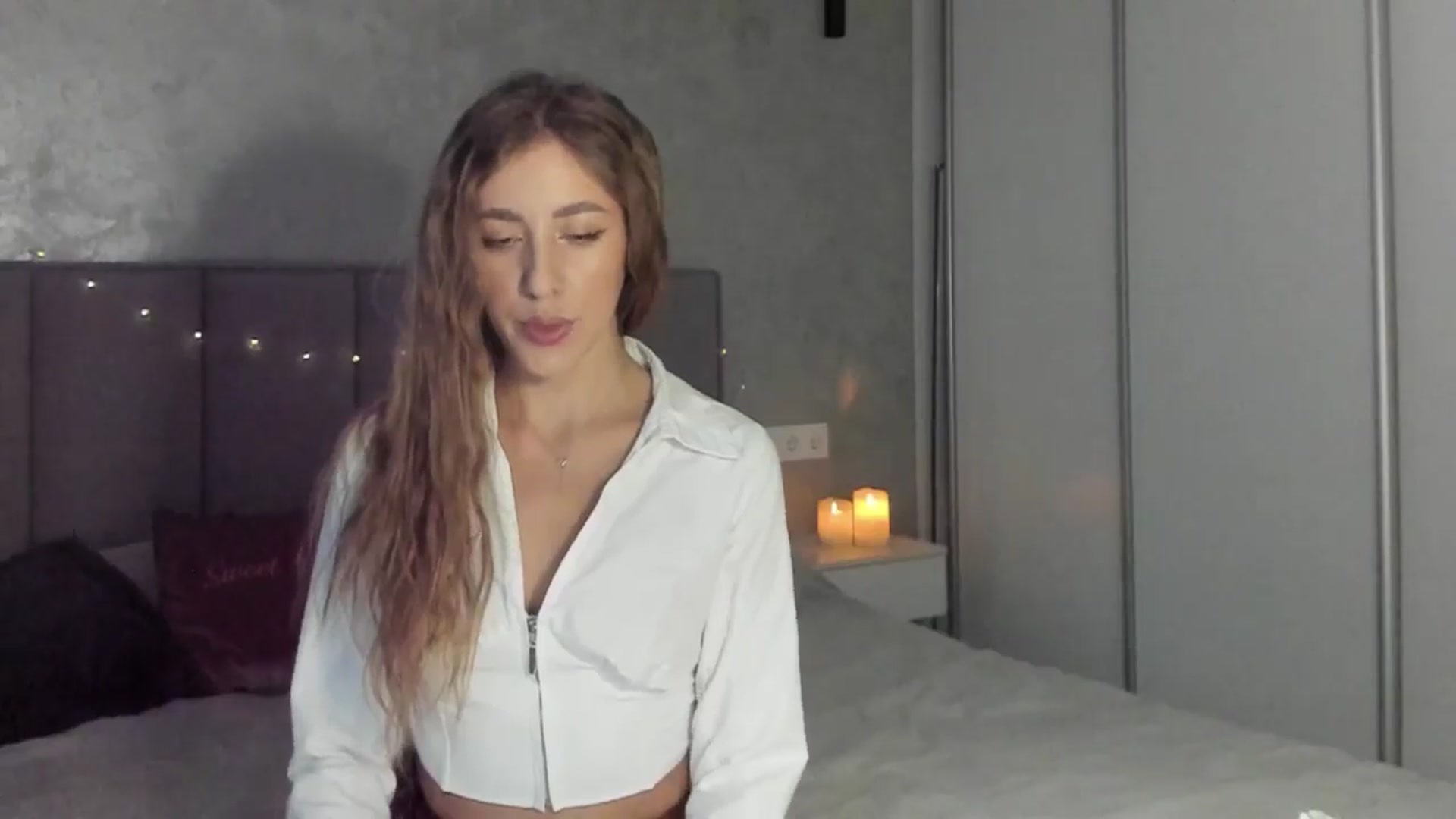 Gallery image thumbnail from LaAngel's myfreecams stream on, 12/10/2025, 15:16 image 3 of 20