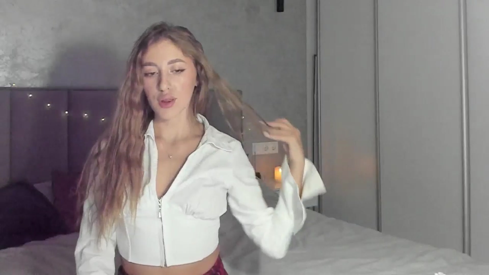 Gallery image thumbnail from LaAngel's myfreecams stream on, 12/10/2025, 15:16 image 12 of 20