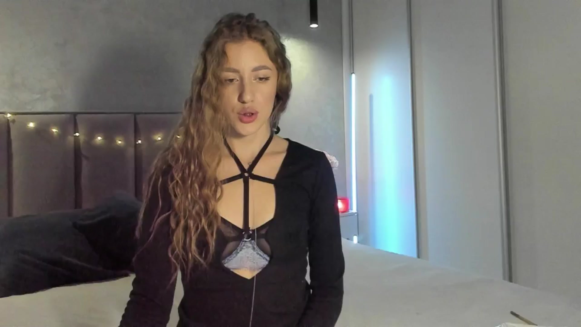 Gallery image thumbnail from LaAngel's myfreecams stream on, 01/05/2026, 15:47 image 19 of 20