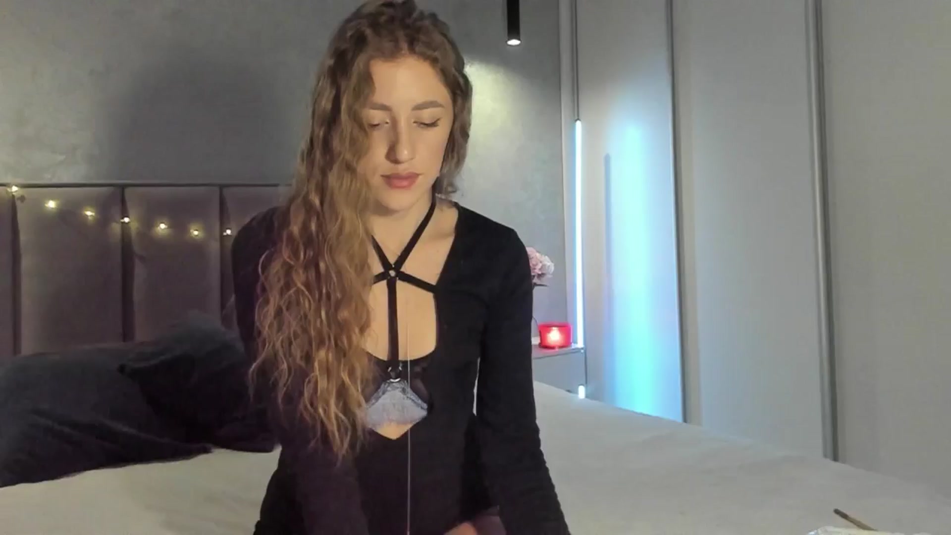 Gallery image thumbnail from LaAngel's myfreecams stream on, 01/05/2026, 15:47 image 6 of 20
