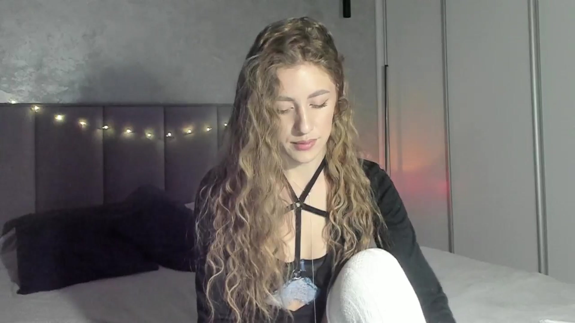 Gallery image thumbnail from LaAngel's myfreecams stream on, 01/05/2026, 17:47 image 10 of 20