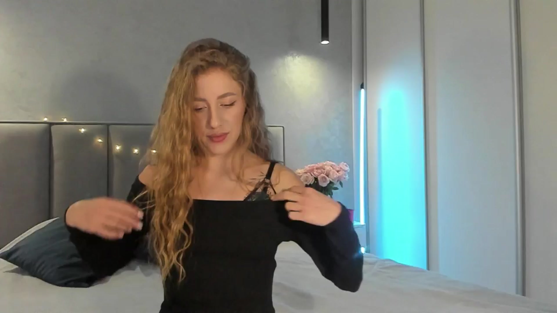 Gallery image thumbnail from LaAngel's myfreecams stream on, 01/08/2026, 13:24 image 10 of 20