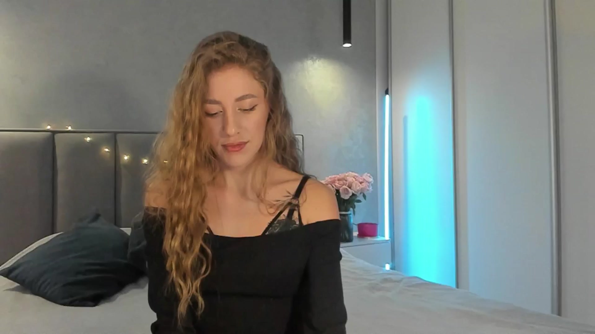 Gallery image thumbnail from LaAngel's myfreecams stream on, 01/08/2026, 13:24 image 8 of 20