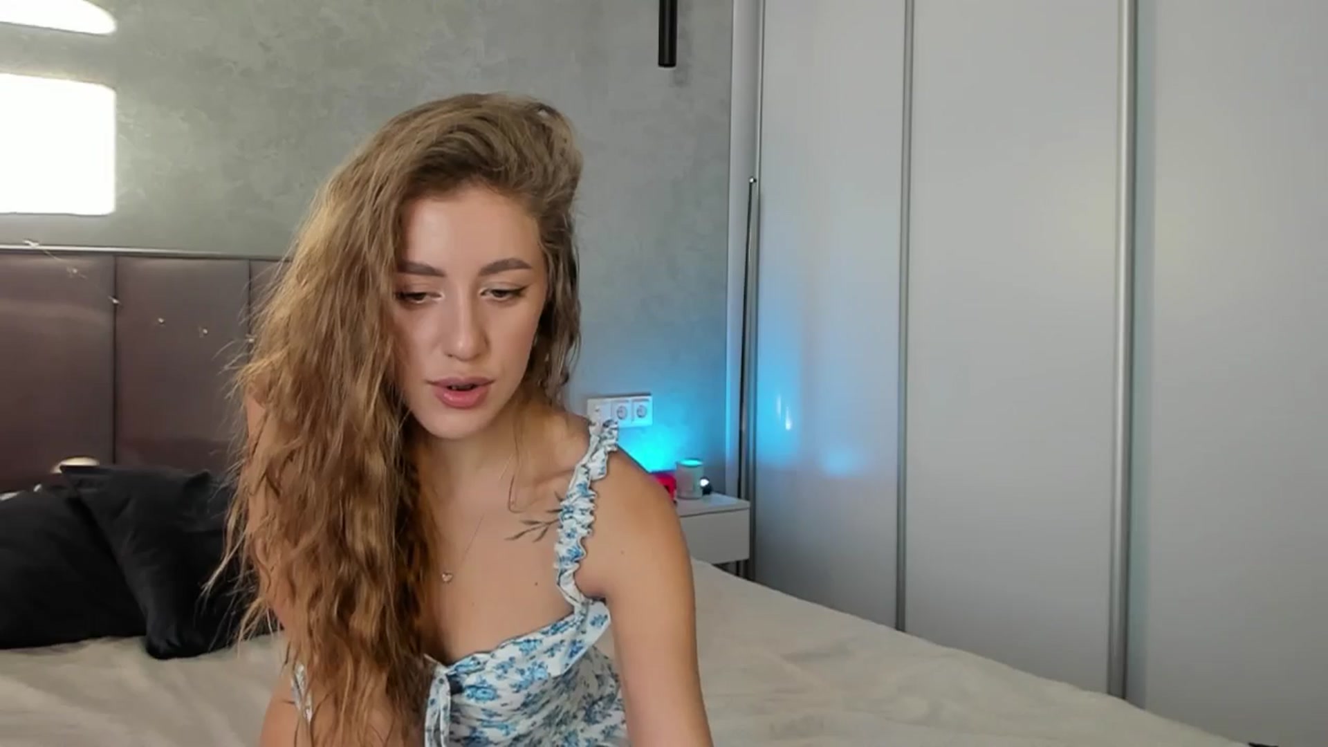 Gallery image thumbnail from LaAngel's myfreecams stream on, 01/18/2026, 13:06 image 20 of 20