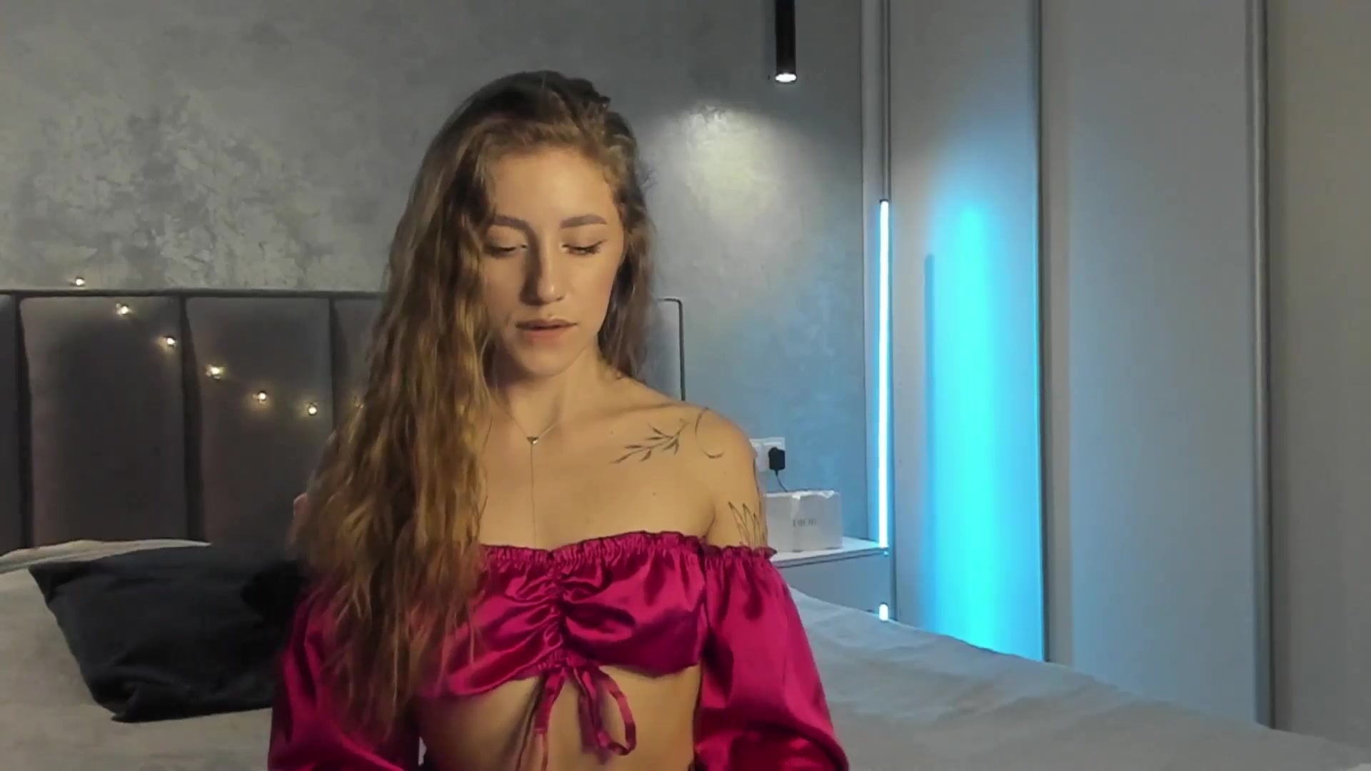 Gallery image thumbnail from LaAngel's myfreecams stream on, 02/11/2026, 16:32 image 12 of 20