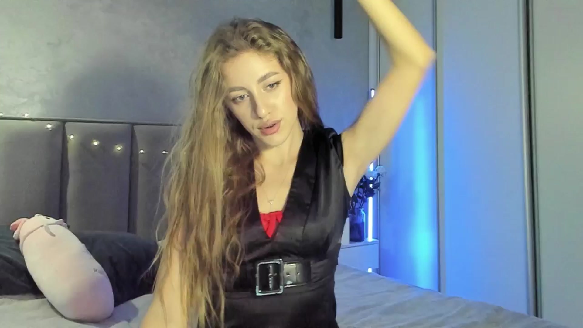 Gallery image thumbnail from LaAngel's myfreecams stream on, 02/16/2026, 15:32 image 2 of 20