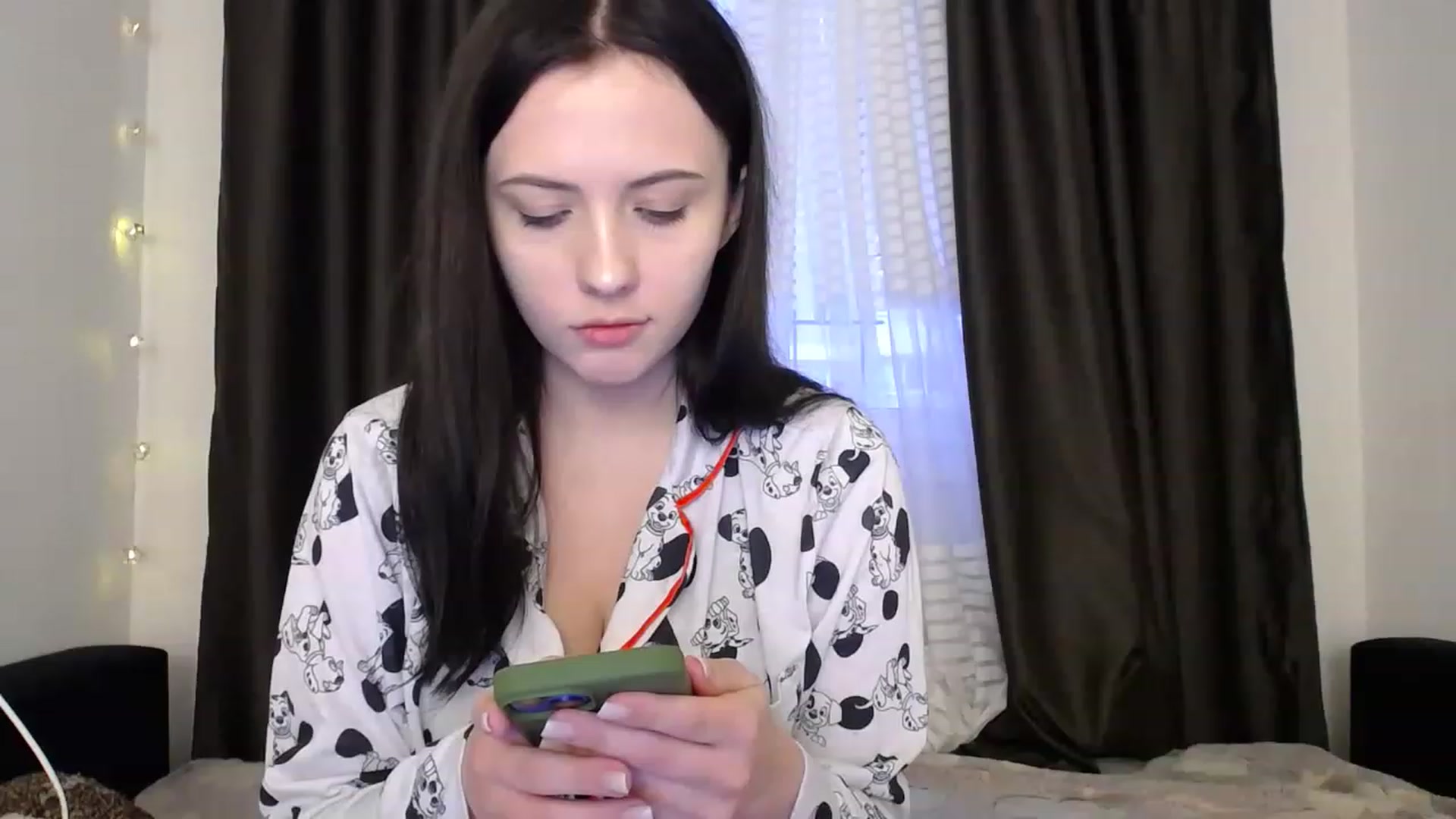 Gallery image thumbnail from LaCharmell's myfreecams stream on, 03/29/2023, 15:01 image 1 of 20