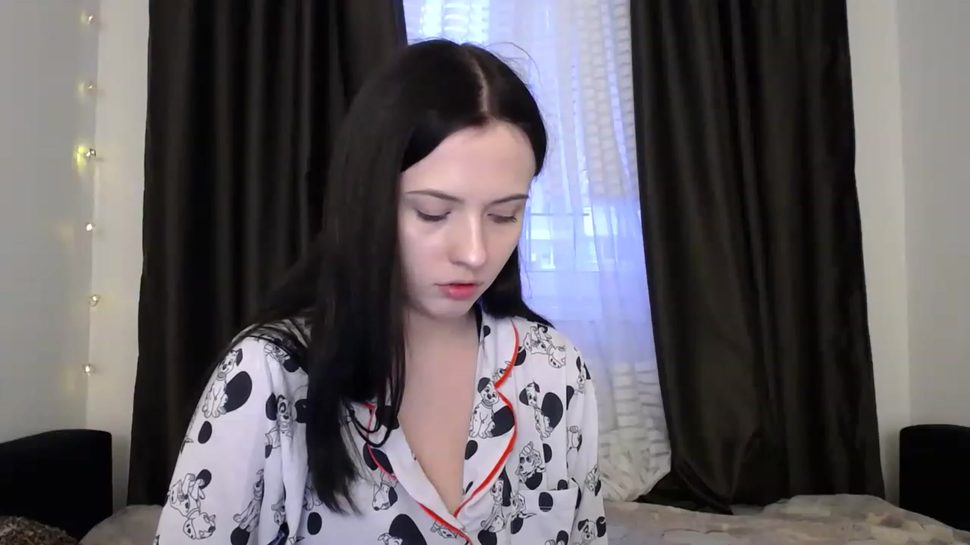 Gallery image thumbnail from LaCharmell's myfreecams stream on, 03/29/2023, 15:01 image 19 of 20