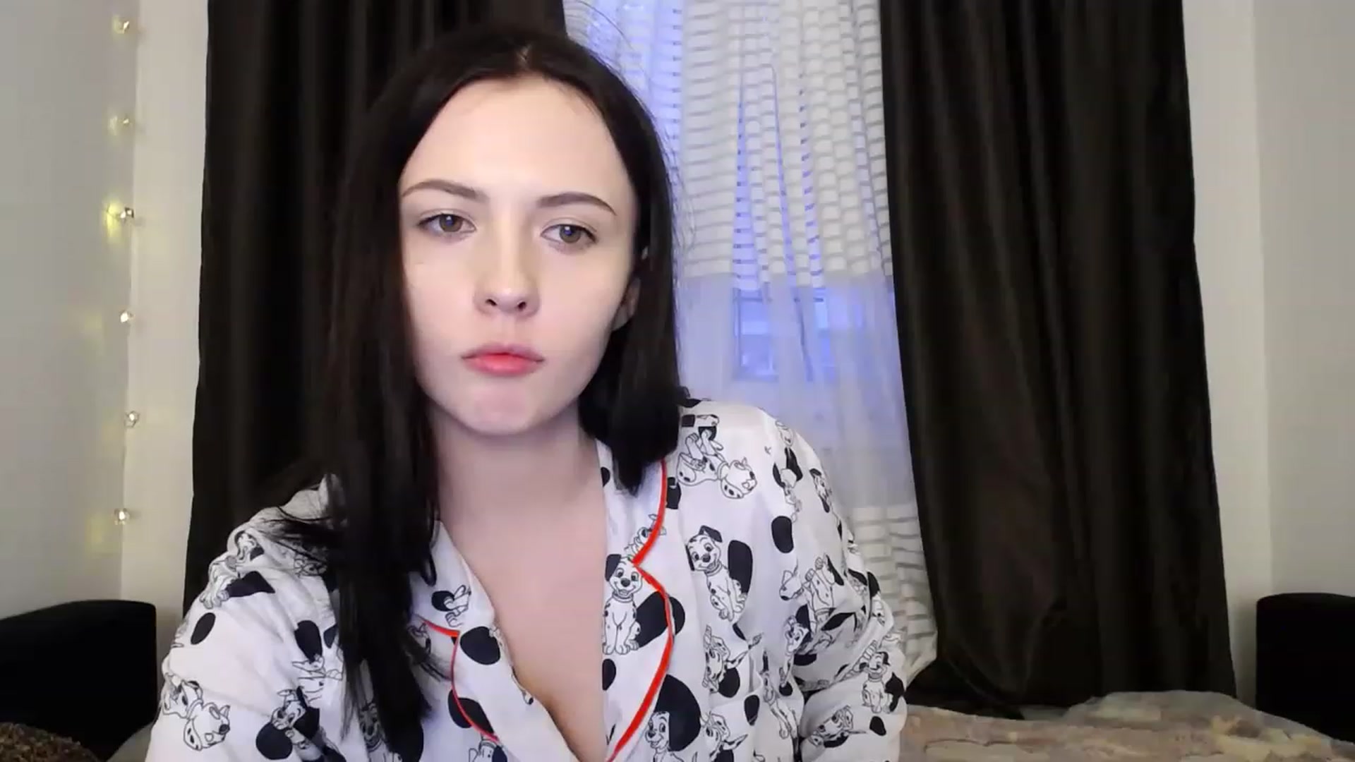 Gallery image thumbnail from LaCharmell's myfreecams stream on, 03/29/2023, 16:16 image 8 of 20