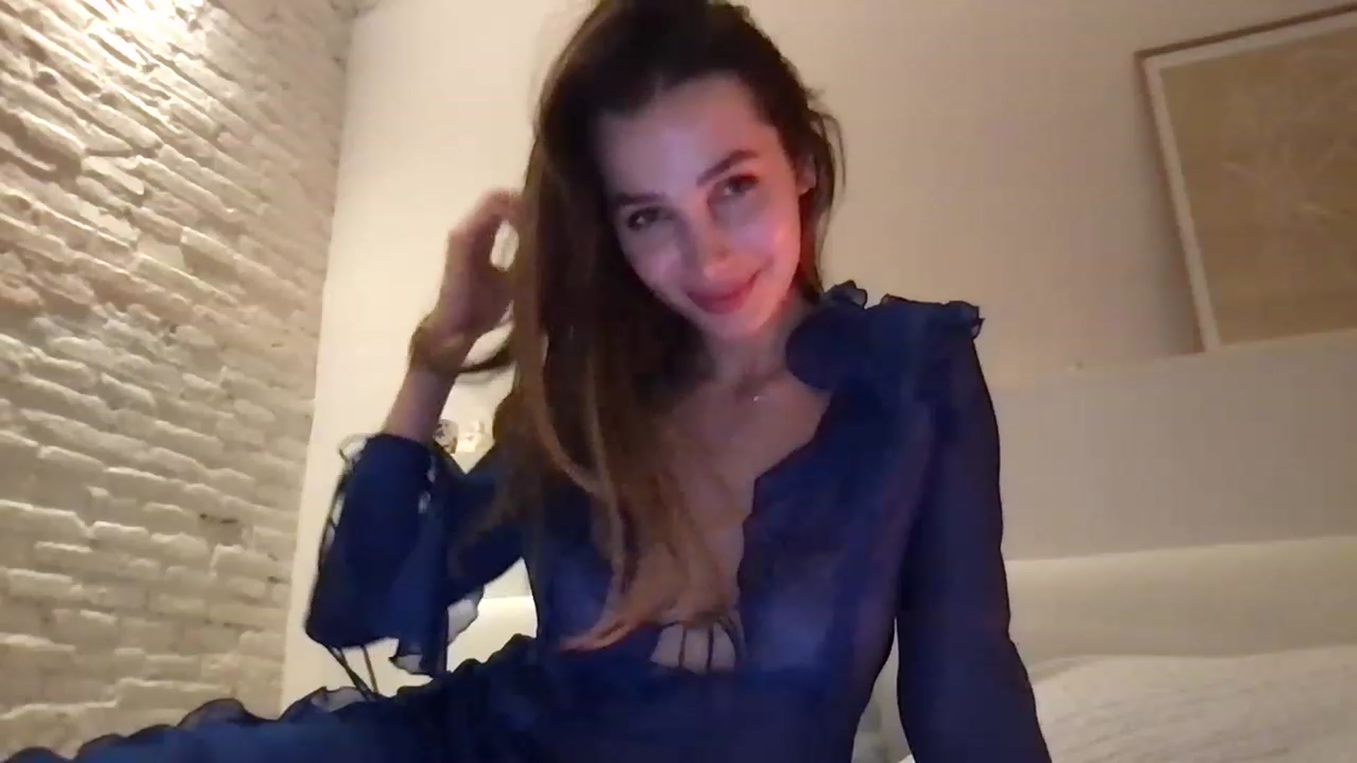 Gallery image thumbnail from LaLune's myfreecams stream on, 11/23/2022, 23:36 image 9 of 20