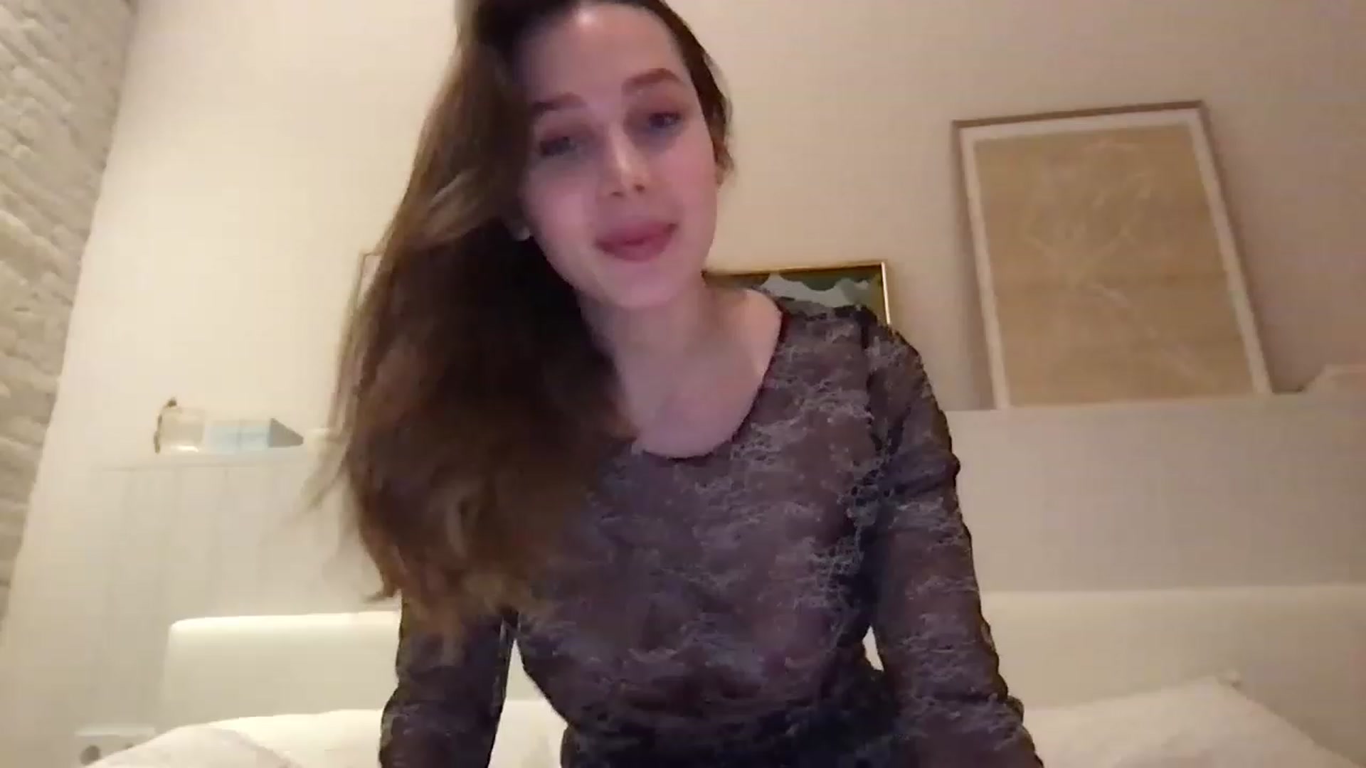Gallery image thumbnail from LaLune's myfreecams stream on, 01/31/2023, 20:36 image 1 of 20