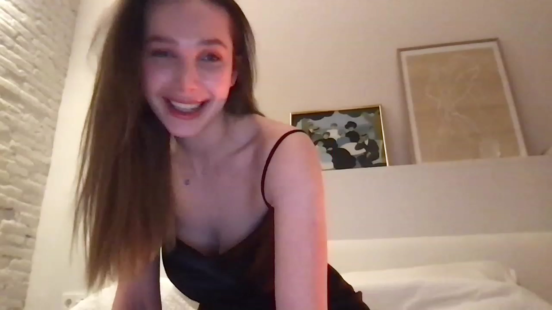 Gallery image thumbnail from LaLune's myfreecams stream on, 02/02/2023, 19:13 image 2 of 20