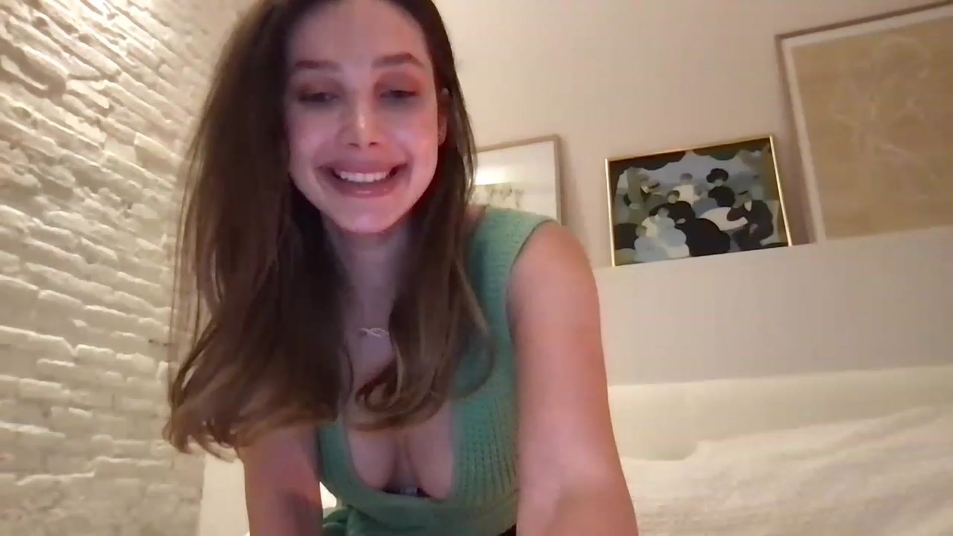 Gallery image thumbnail from LaLune's myfreecams stream on, 02/22/2023, 19:58 image 14 of 20