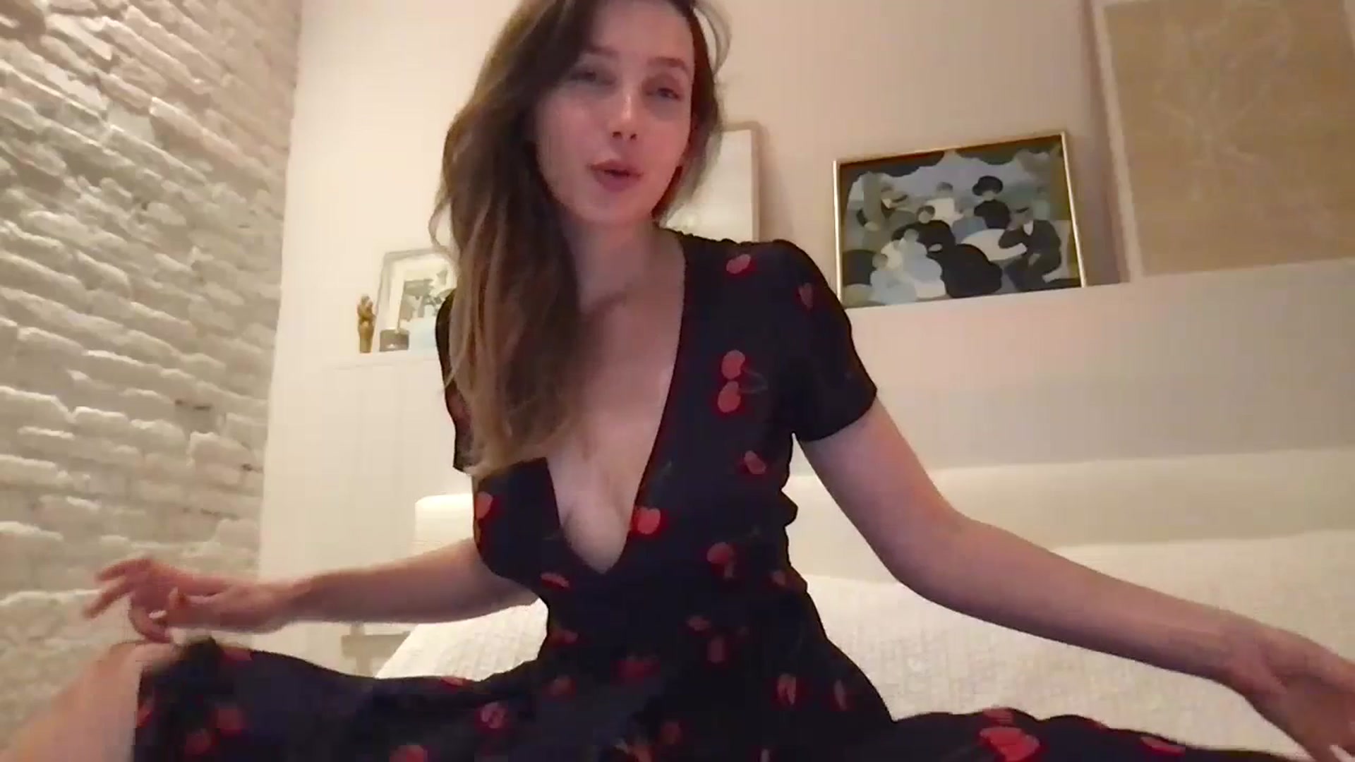 Gallery image thumbnail from LaLune's myfreecams stream on, 07/11/2023, 20:08 image 18 of 20