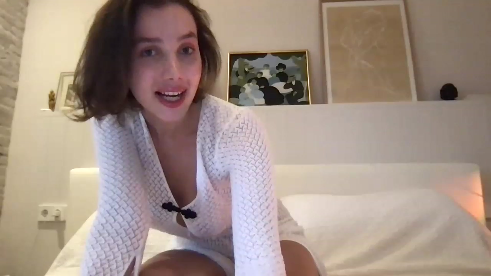 Gallery image thumbnail from LaLune's myfreecams stream on, 08/20/2023, 19:00 image 5 of 20