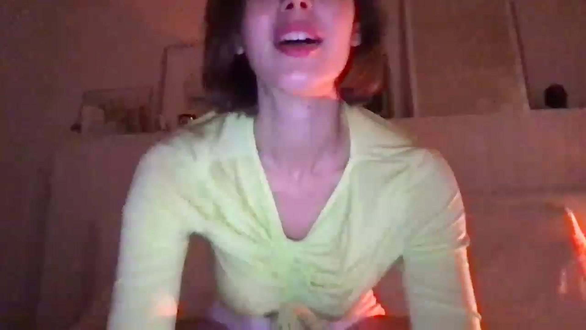 Gallery image thumbnail from LaLune's myfreecams stream on, 09/16/2023, 21:33 image 3 of 20