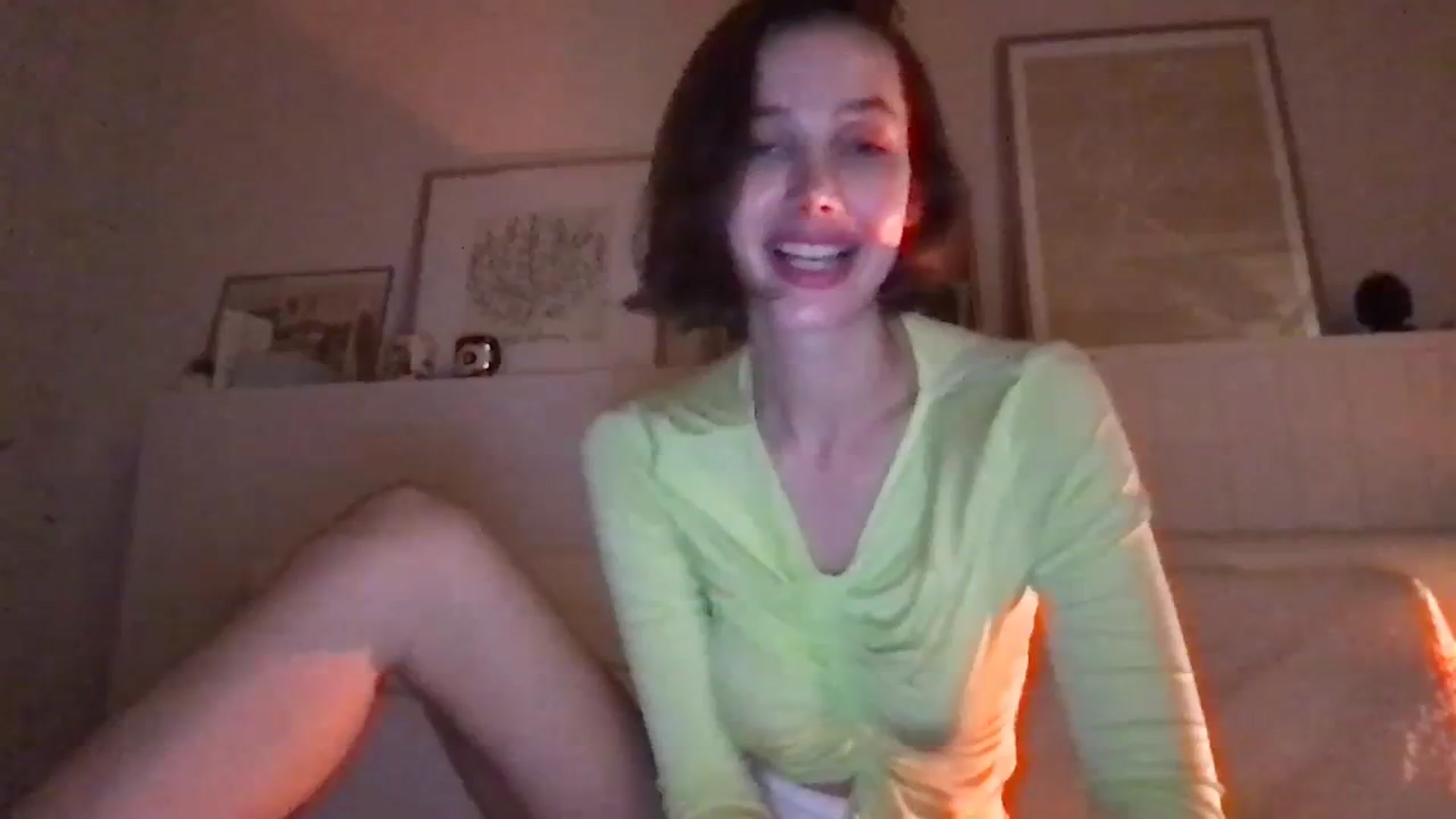 Gallery image thumbnail from LaLune's myfreecams stream on, 09/16/2023, 21:33 image 5 of 20