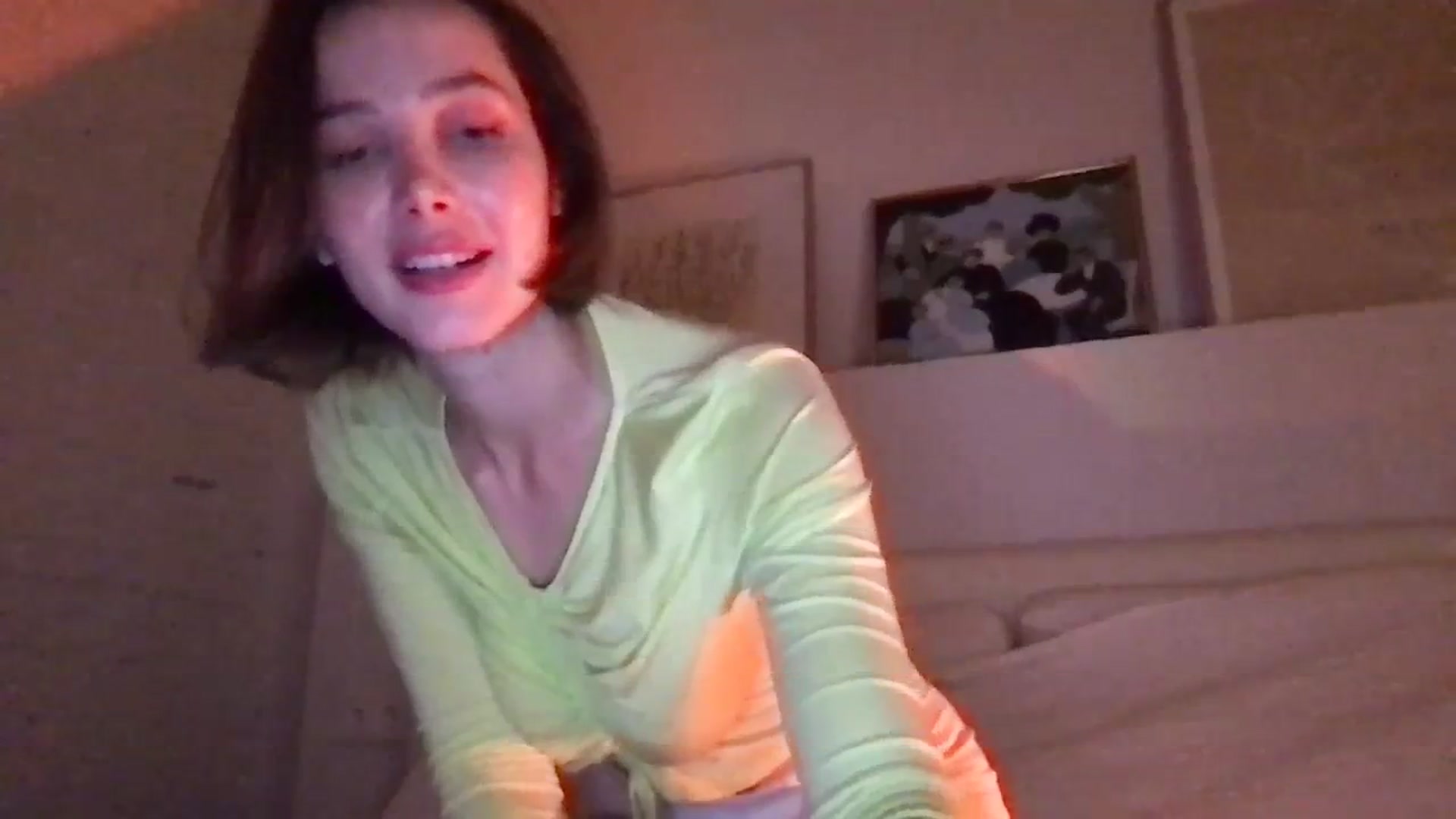 Gallery image thumbnail from LaLune's myfreecams stream on, 09/16/2023, 21:33 image 12 of 20