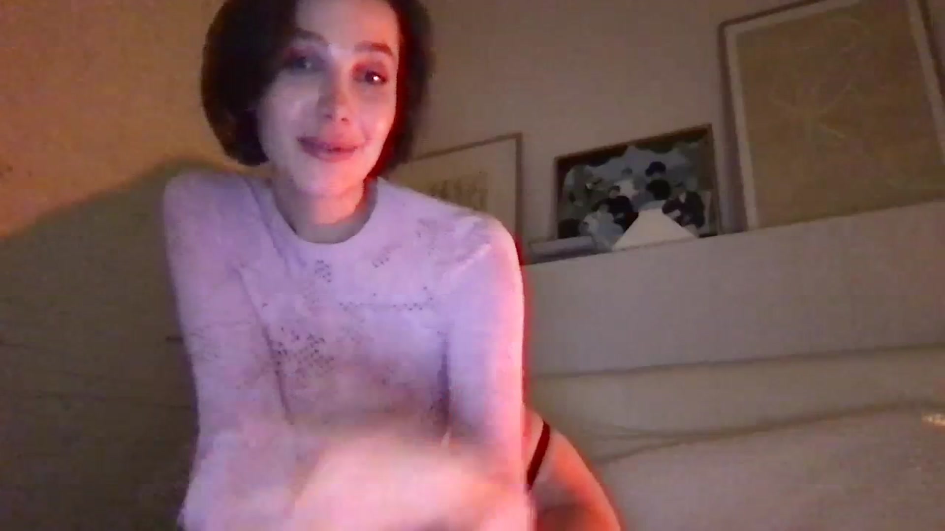 Gallery image thumbnail from LaLune's myfreecams stream on, 10/23/2023, 20:57 image 6 of 20