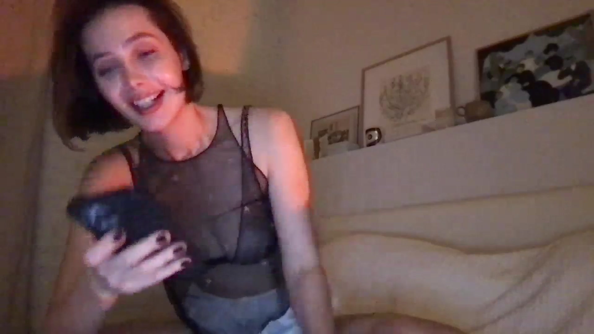Gallery image thumbnail from LaLune's myfreecams stream on, 11/15/2023, 20:19 image 4 of 20