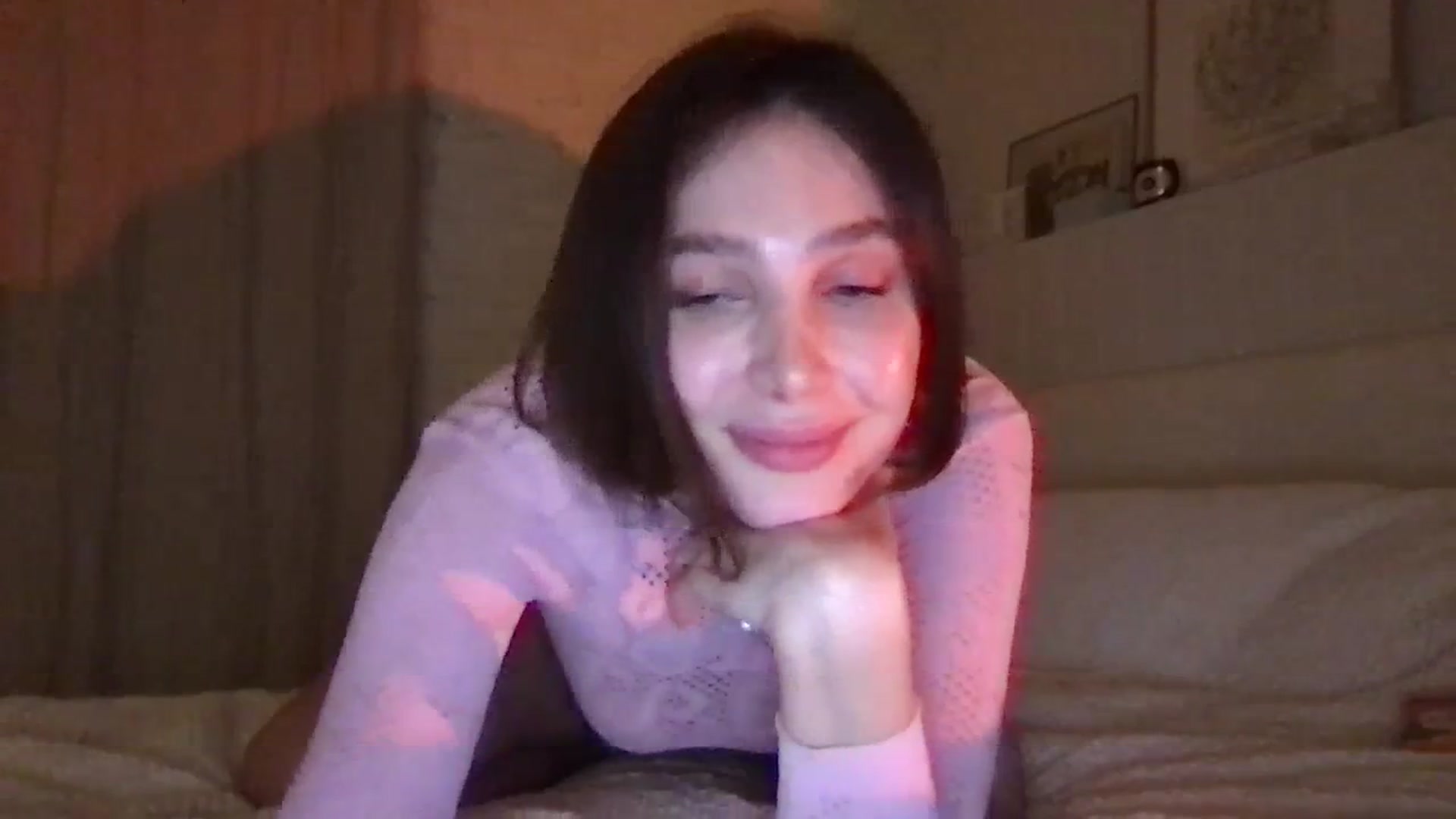 Gallery image thumbnail from LaLune's myfreecams stream on, 11/28/2023, 24:04 image 11 of 20