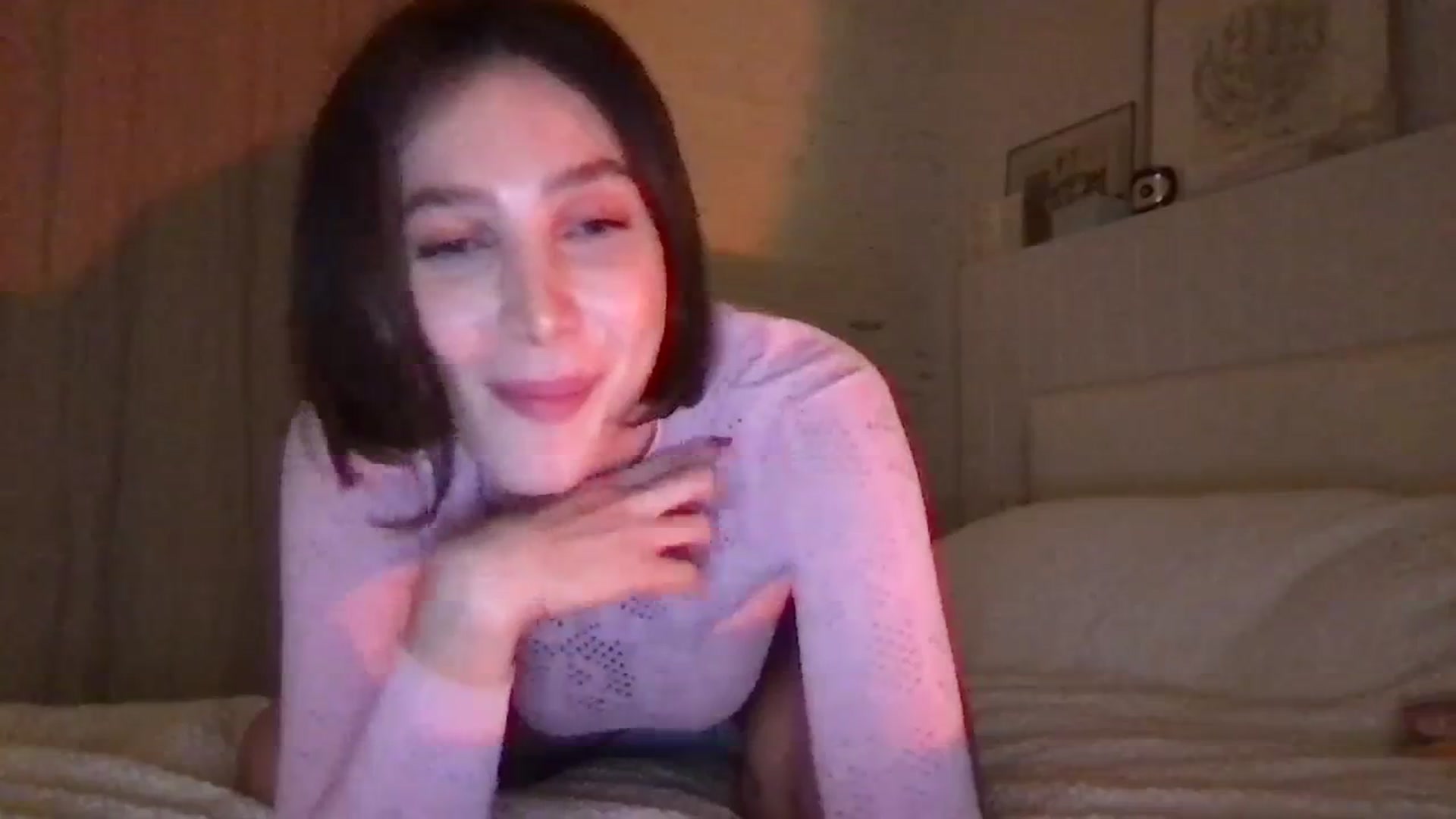 Gallery image thumbnail from LaLune's myfreecams stream on, 11/28/2023, 24:04 image 13 of 20