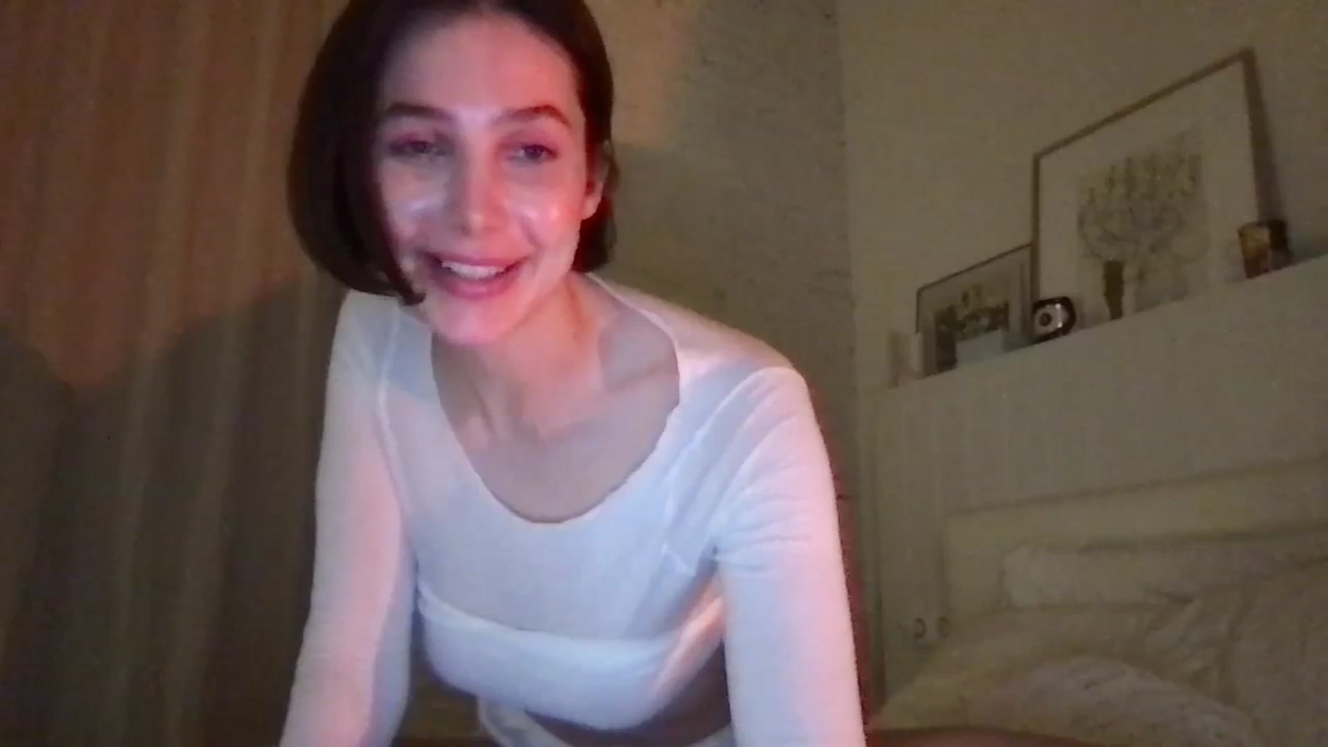 Gallery image thumbnail from LaLune's myfreecams stream on, 01/16/2024, 23:42 image 12 of 20